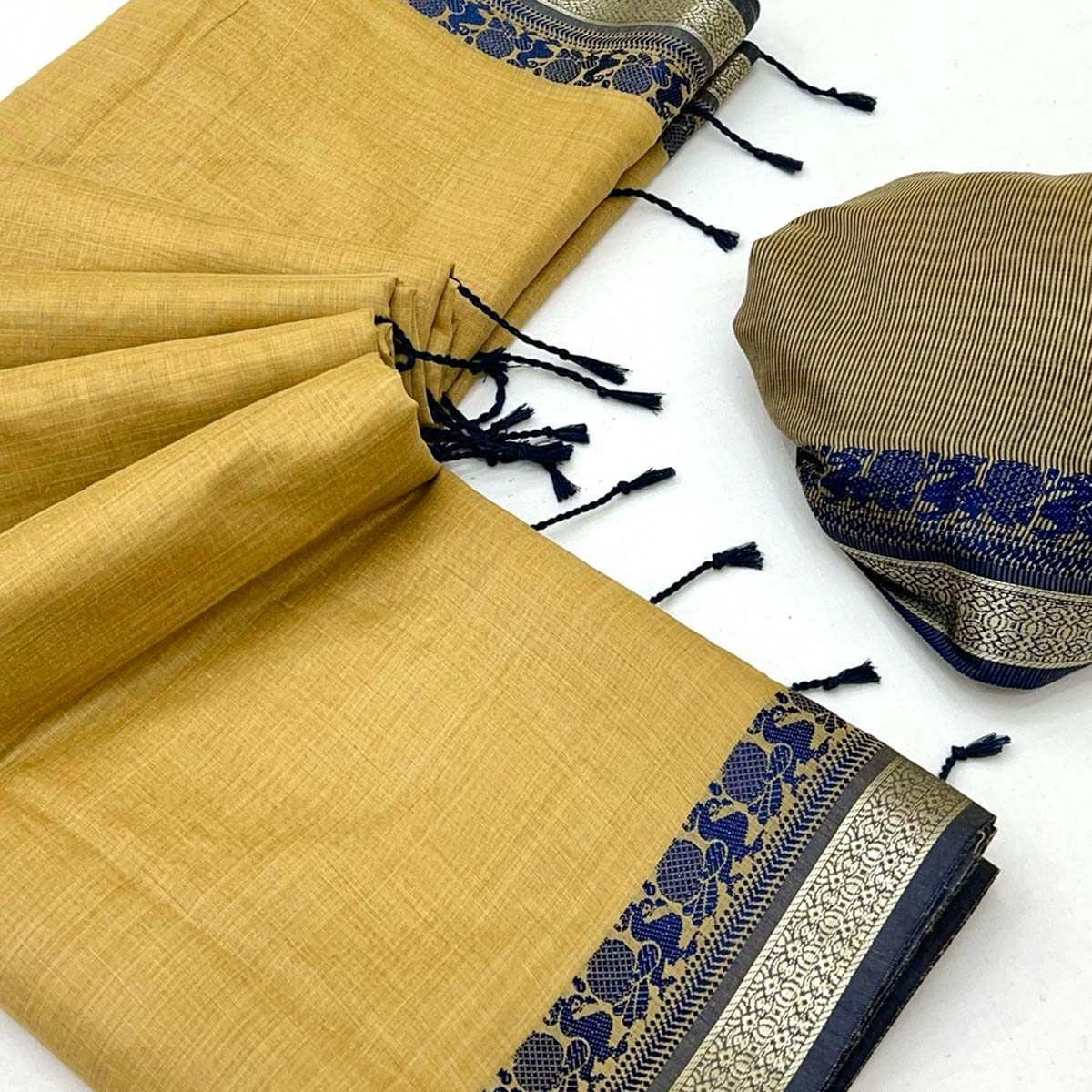 Mustard Pure Handloom Silk Saree with an Elegantly Woven Jacquard Border