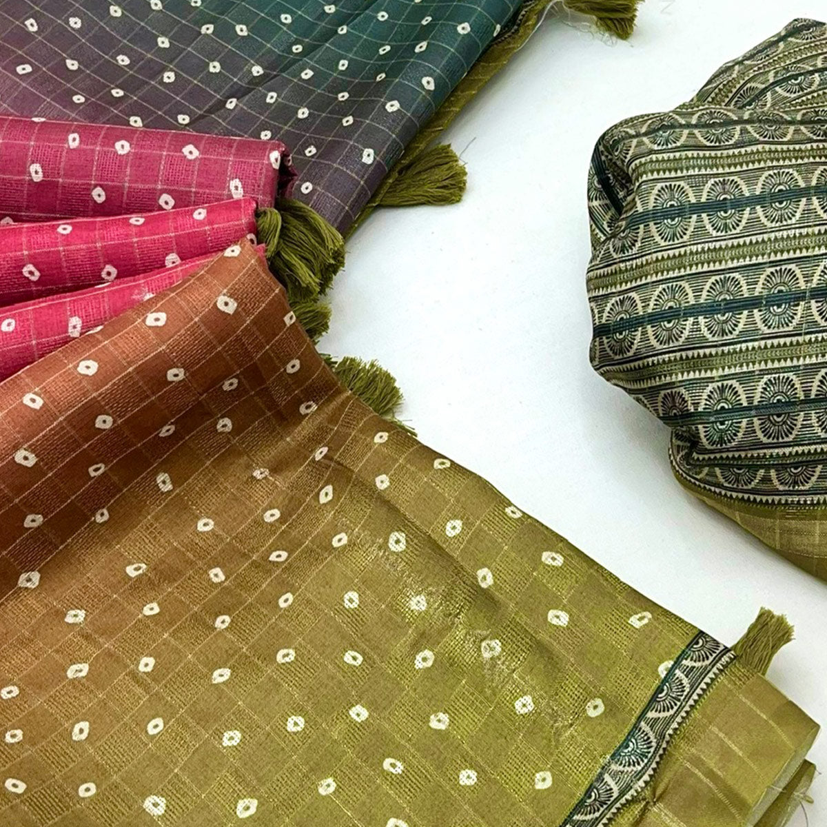 Vibrant Multicolor Maheshwari Cotton Silk Saree Featuring Classic Bandhani Prints