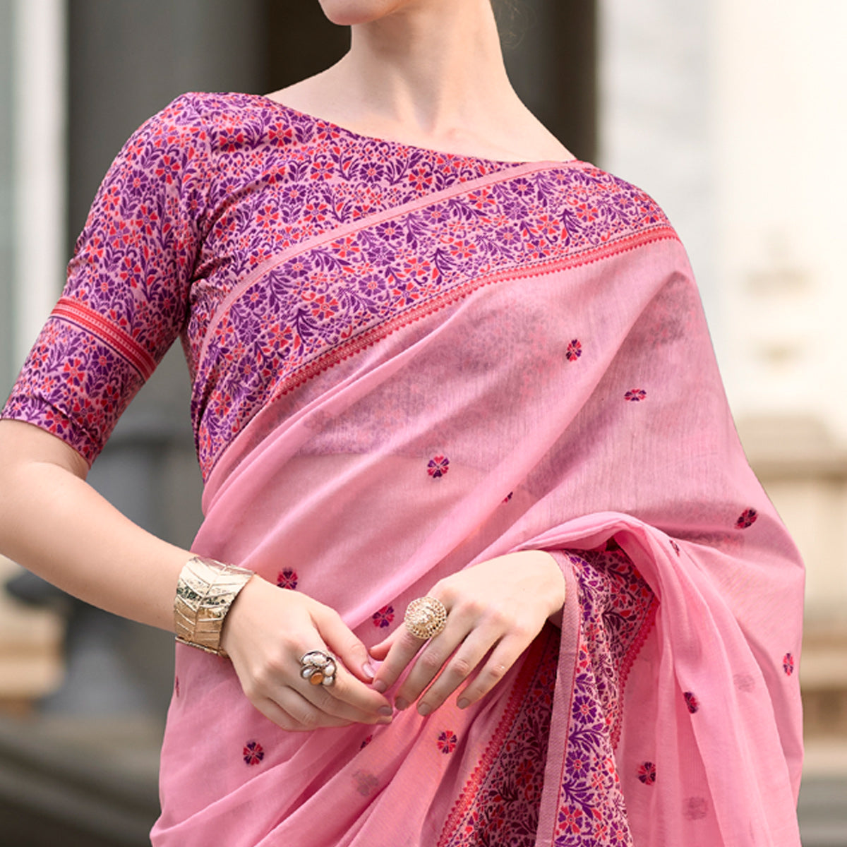 Pink Floral Woven linen Saree