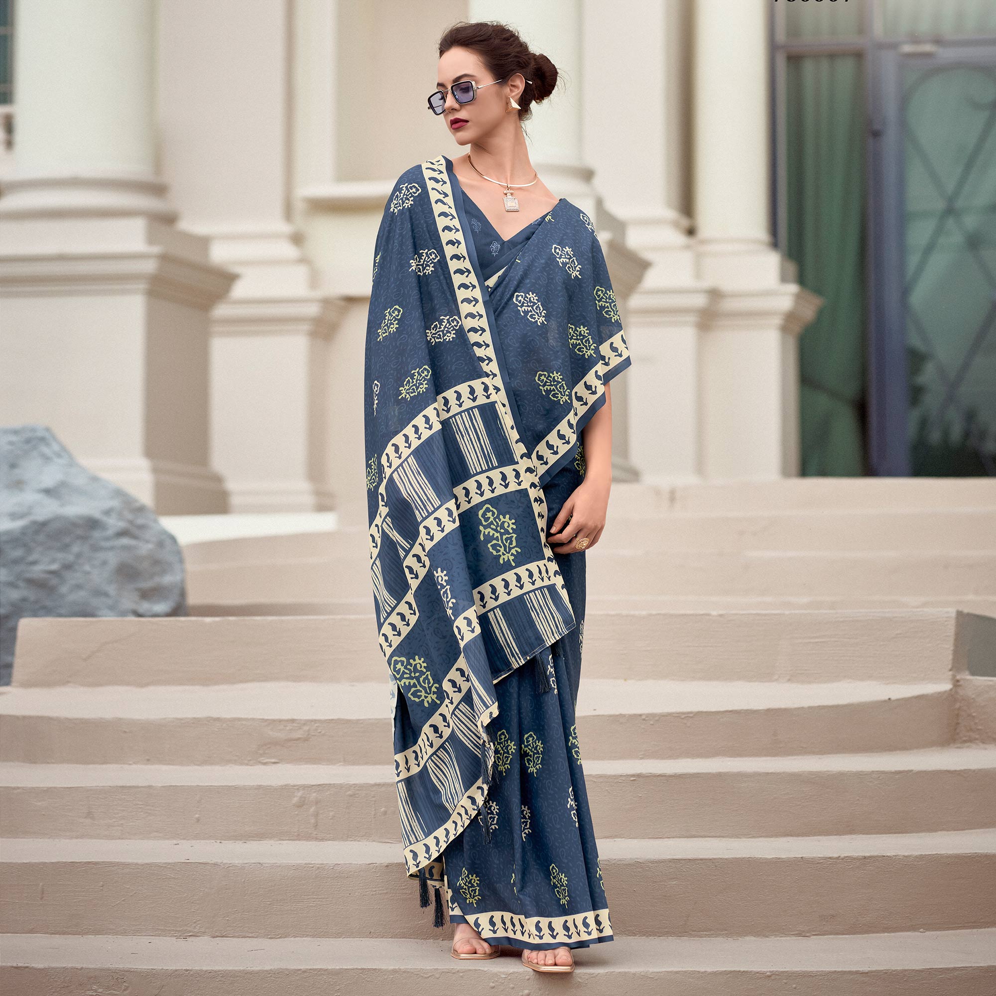 Blue Floral Printed Mul Pure Silk Saree