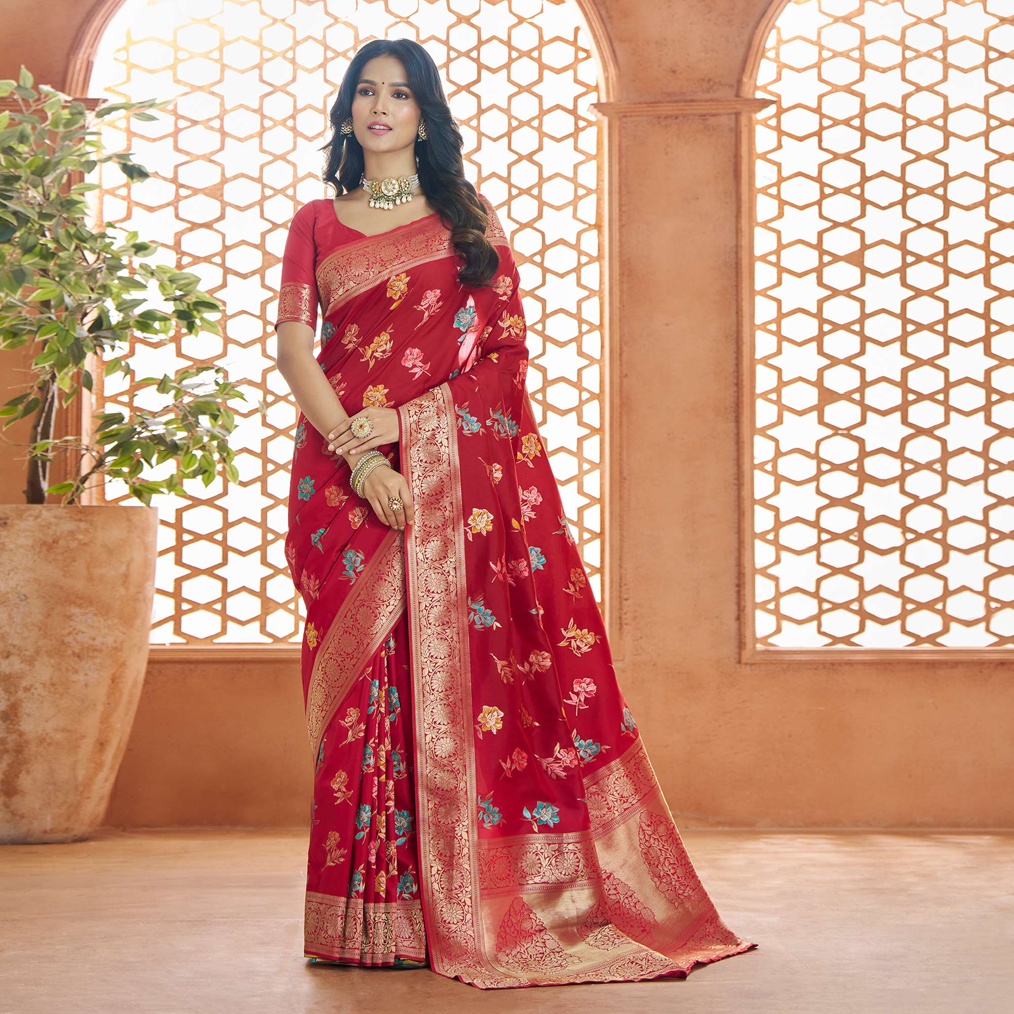 Red Floral Woven Pure Banarasi Silk Saree