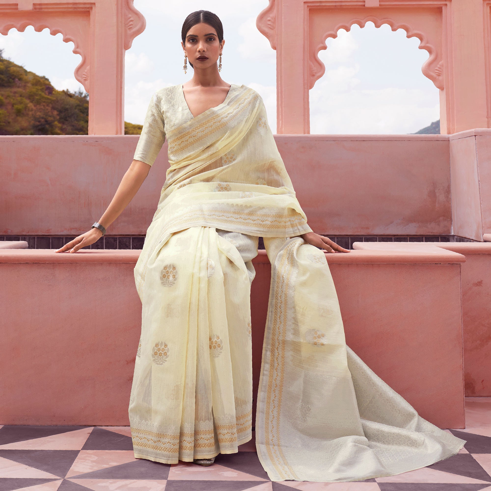 Yellow Woven Linen Saree