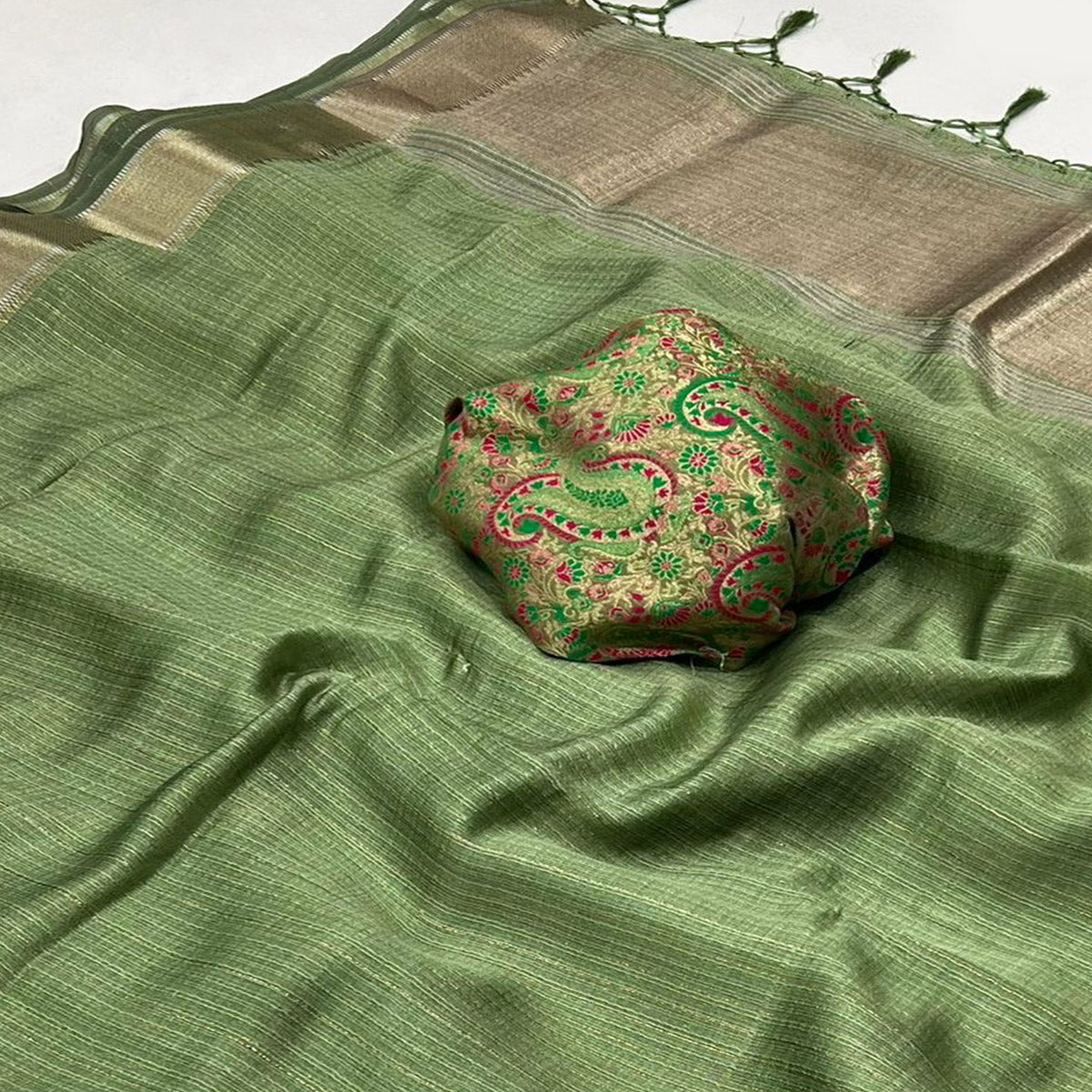 Green Handloom Woven Chiffon Saree