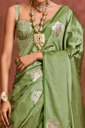 Green Handloom Weaving Satin Saree