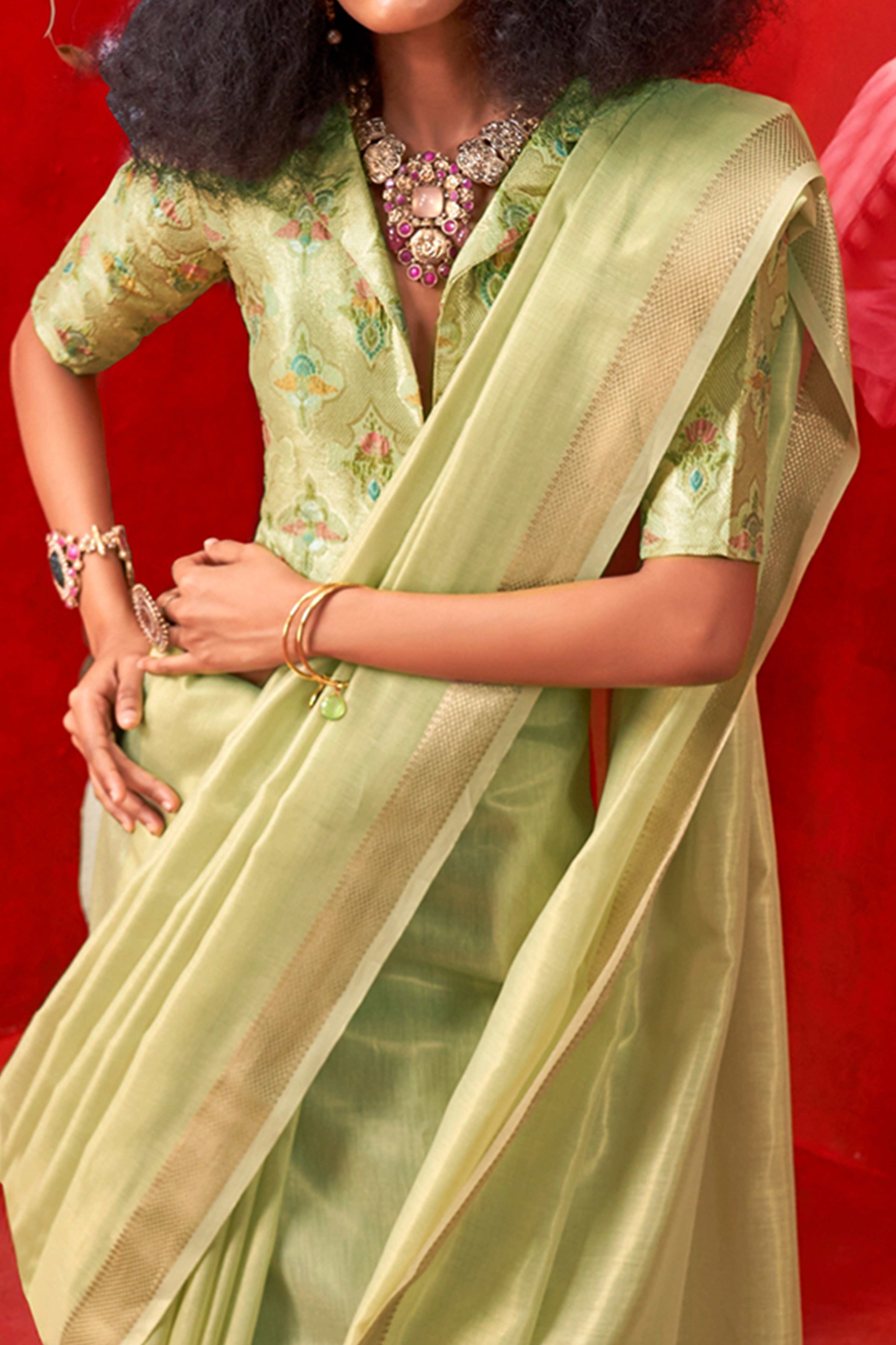 Delicate Green Saree with Classic Zari Weaving on Tissue Fabric