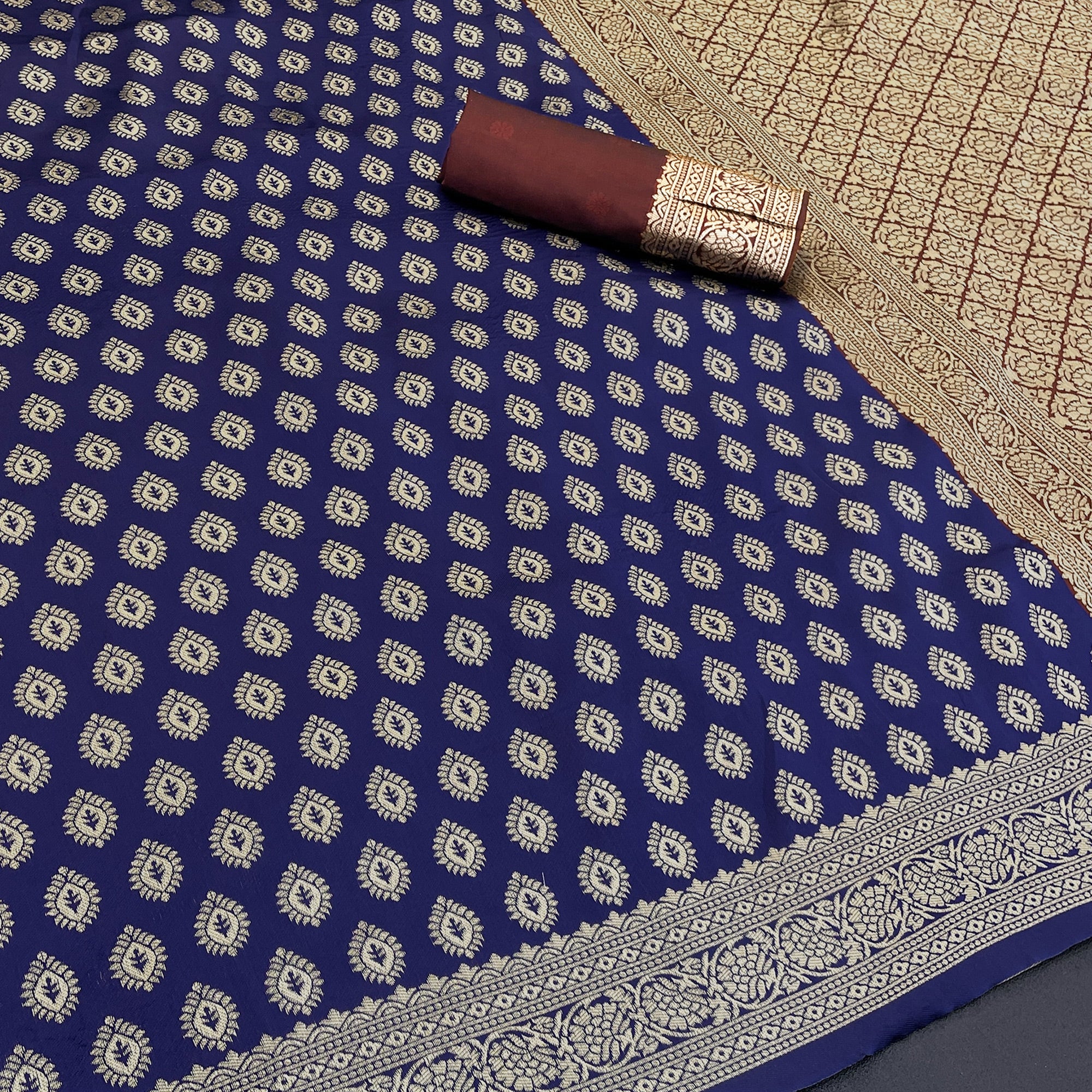Navy Blue Floral Zari Woven Banarasi Silk Saree For Timeless Elegance