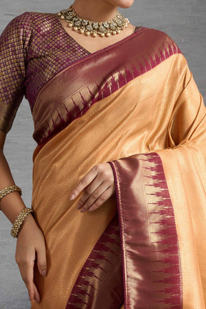 Light Orange Silk Kanjivaram Saree Enhanced With Kadiyal Weaving Borders