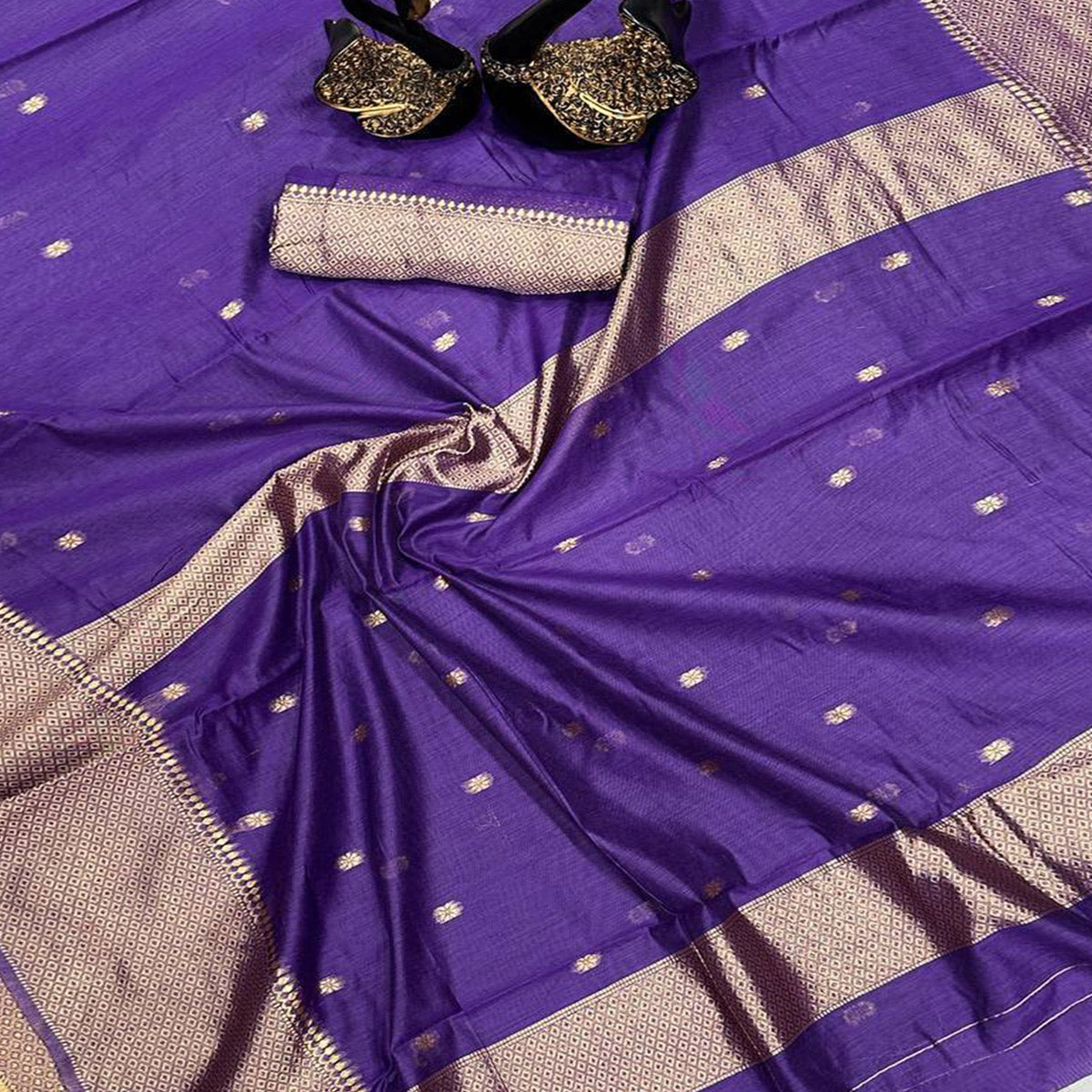 Elegant Purple Floral Zari Woven Cotton Silk Saree