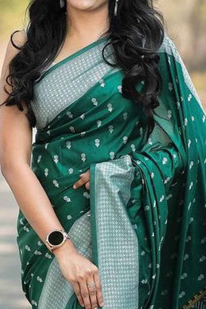 Green Floral Woven Lichi Banarasi Silk Saree With Tassels