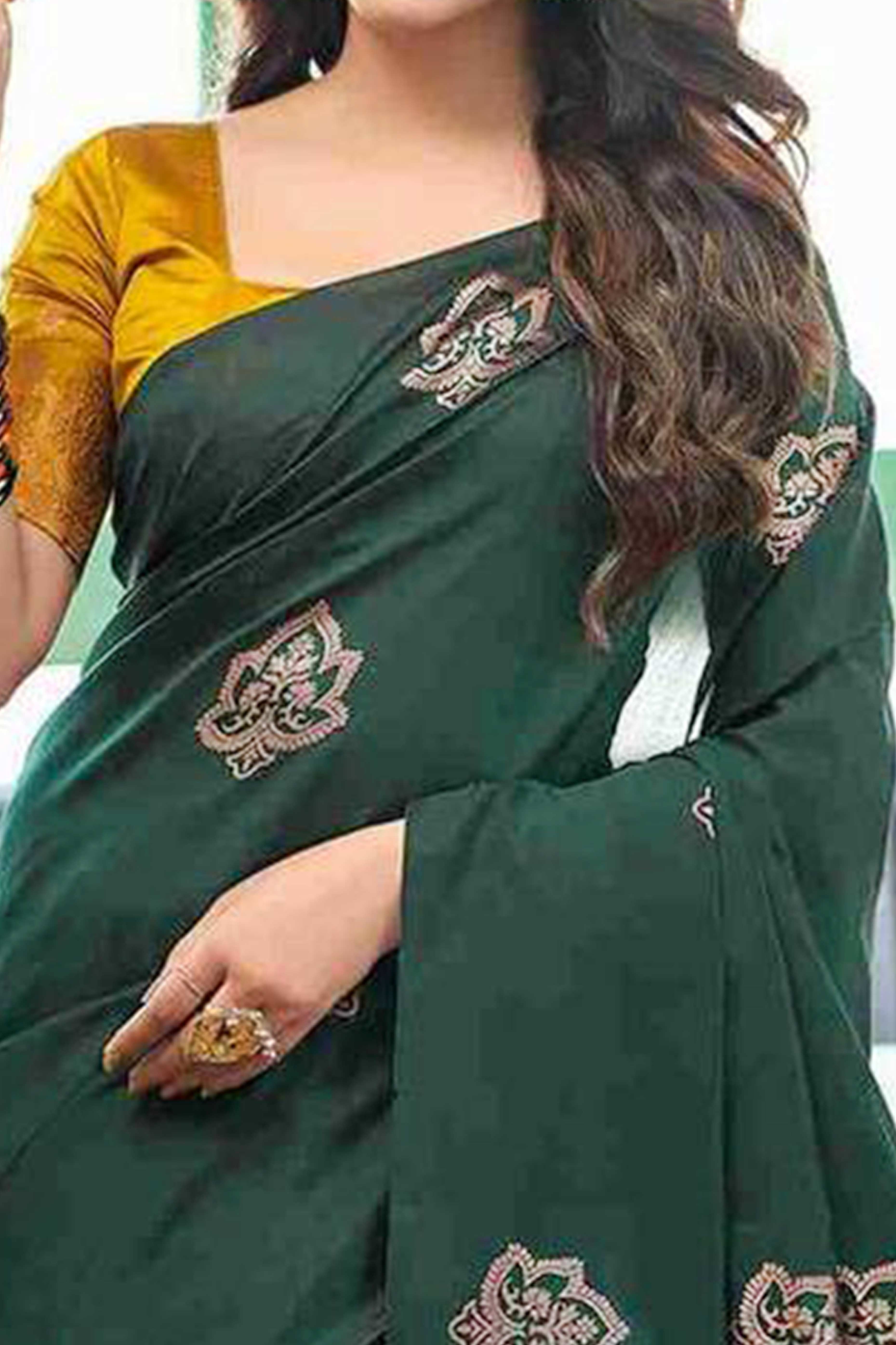 Green Banarasi Silk Saree Adorned with Elegant Floral Zari Weaving