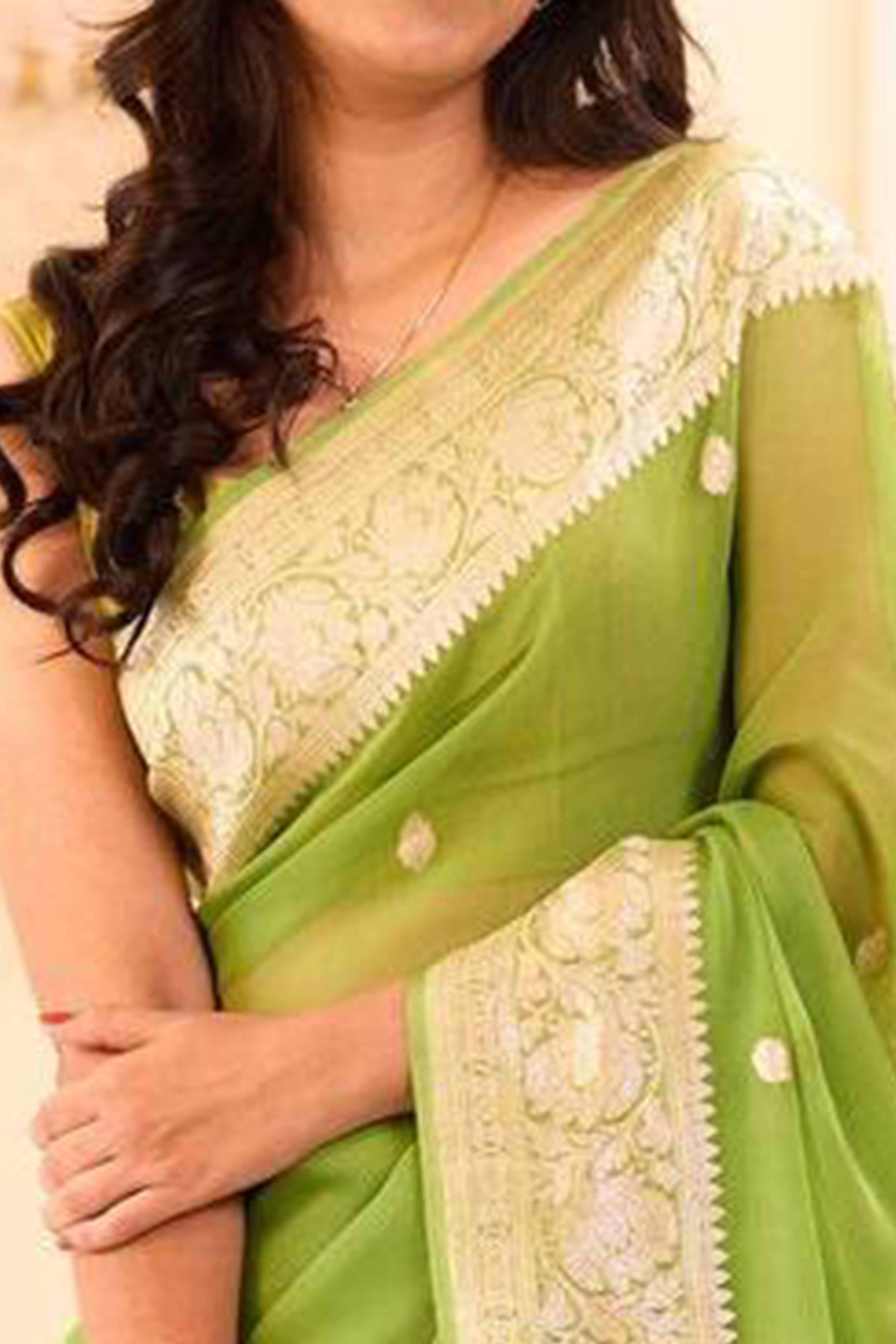 Sophisticated Light Green Linen Saree with Traditional Butti Zari Weaving