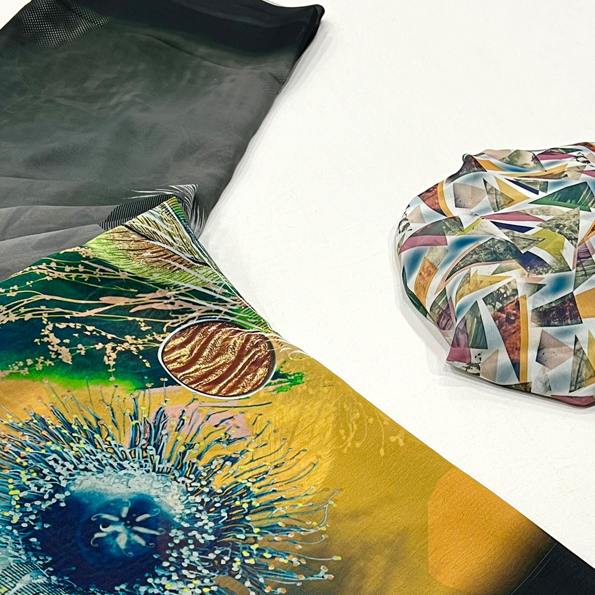 Black & Grey Floral Digital Printed Georgette Saree