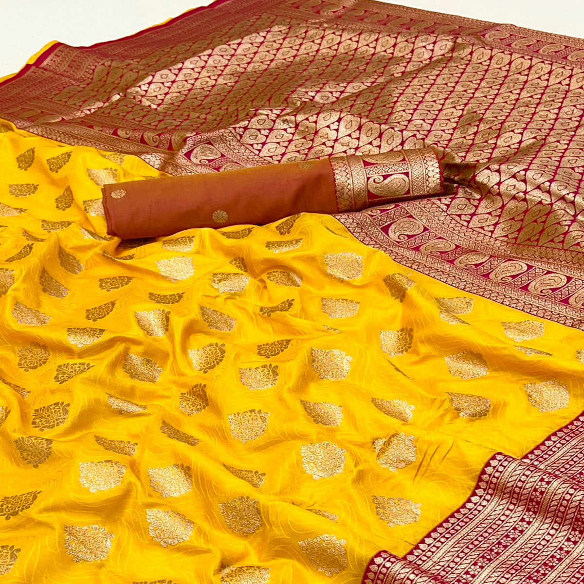 Sophisticated Zari Woven Yellow Art Silk Saree Accented With A Heritage Banarasi Pallu