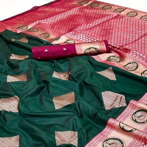Dark Green Zari Woven Art Silk Saree With Opulent Banarasi Pallu Work