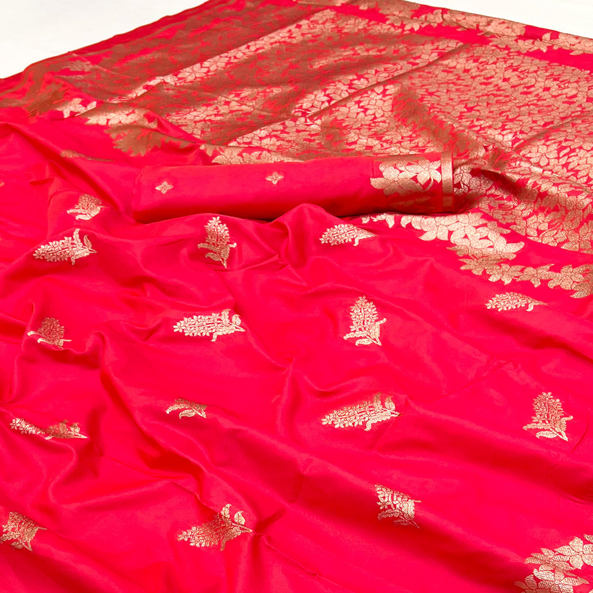 Cherry Red Art Silk Saree With Intricate Floral Zari Weaving & Banarasi Pallu