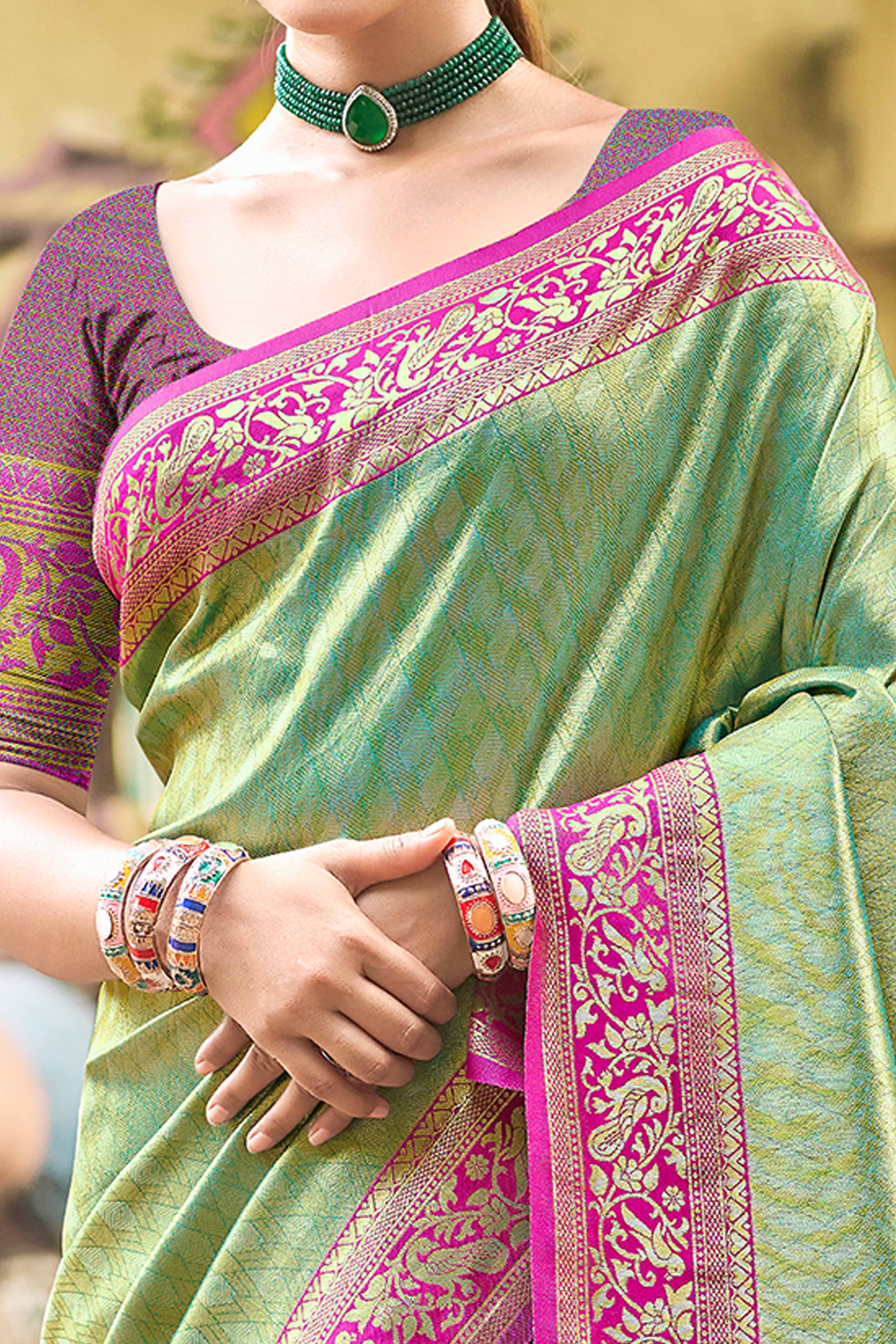 Green Floral Woven Paithani Saree In Kanjivaram Silk With Graceful Tassel Pallu