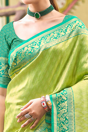 Green Floral Woven Paithani Saree In Kanjivaram Silk With Graceful Tassel Pallu