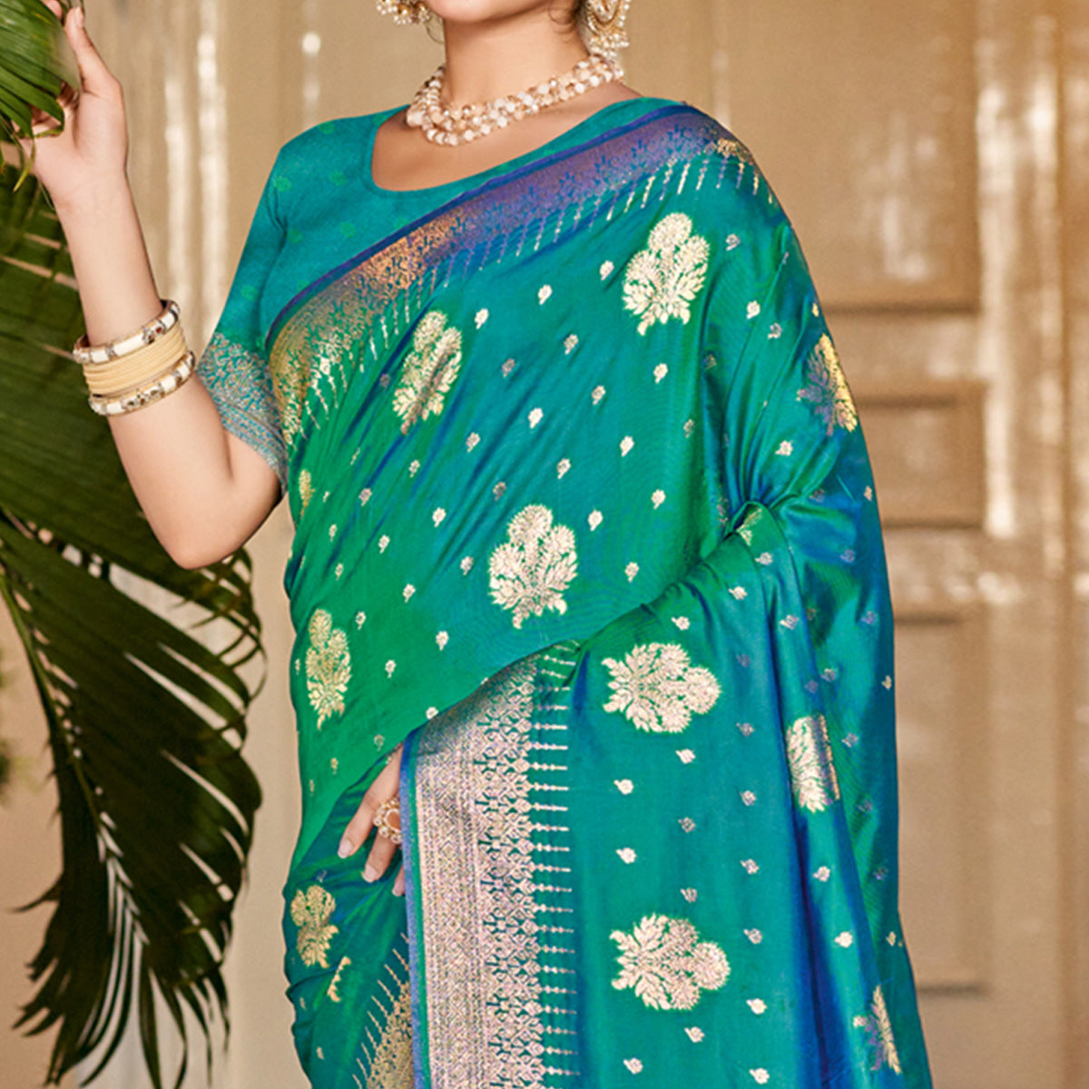 Rama Green Floral Woven Banarasi Silk Saree With Tassels