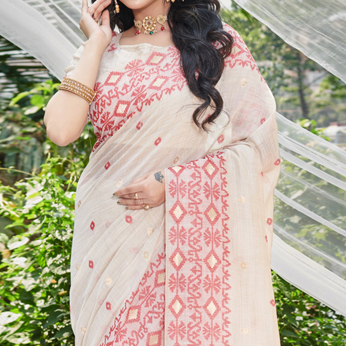 Off White & Red Woven Cotton Silk Saree With Tassels