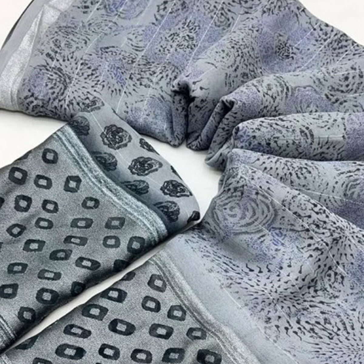 Grey Floral Printed Chiffon Saree