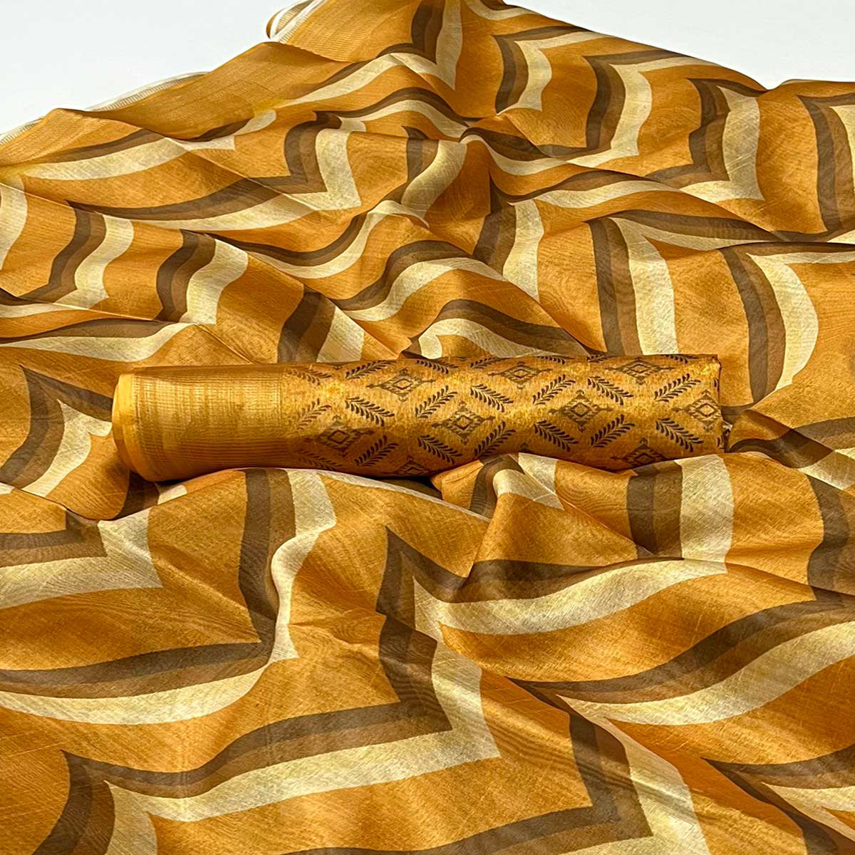 Mustard Digital Printed Cotton Blend Saree With Zari Border