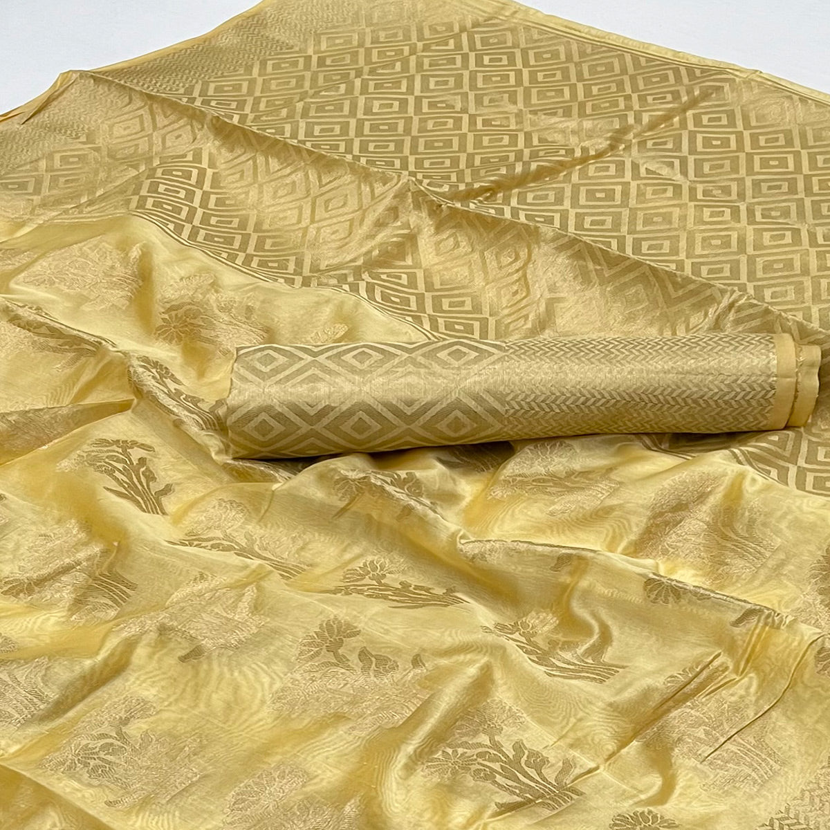 Cream Floral Woven Organza Saree