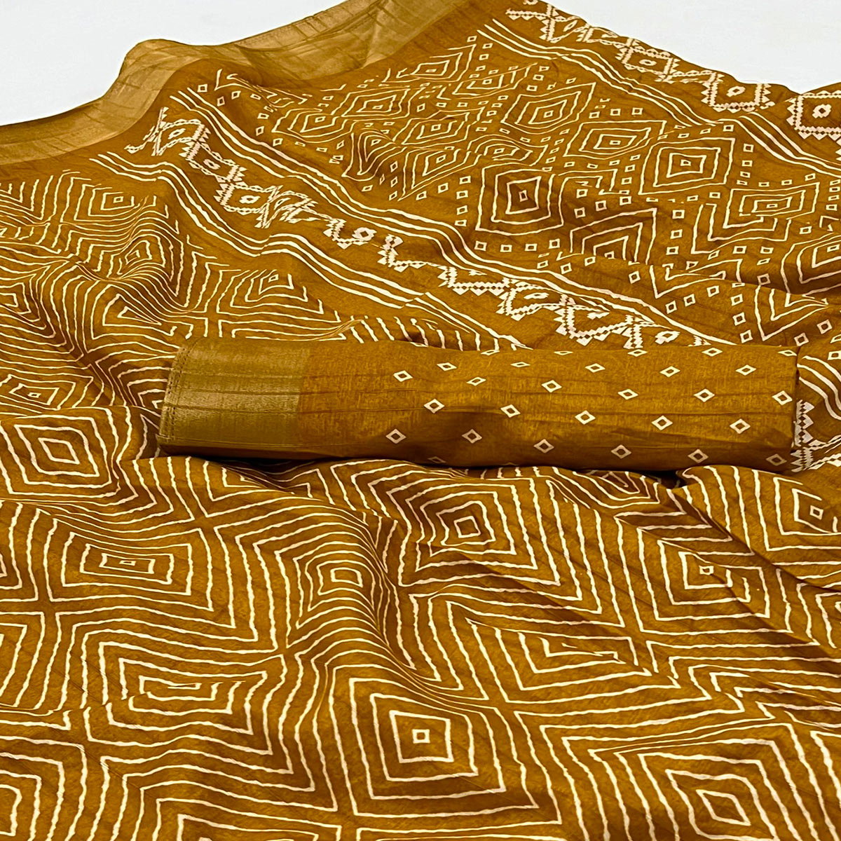 Mustard Printed Cotton Blend Saree With Woven Border