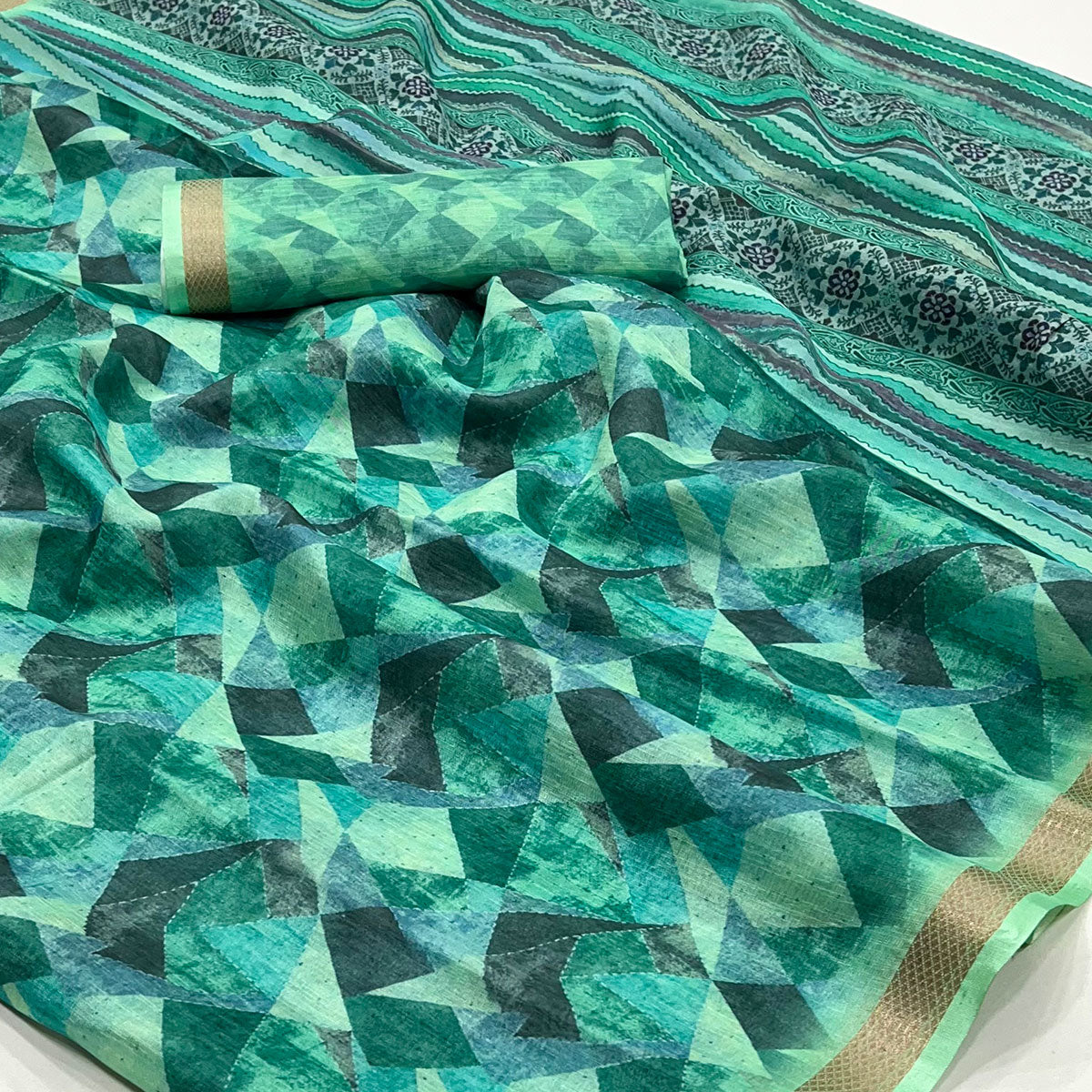 Turquoise Digital Geometric Printed Cotton Blend Saree With Woven Border