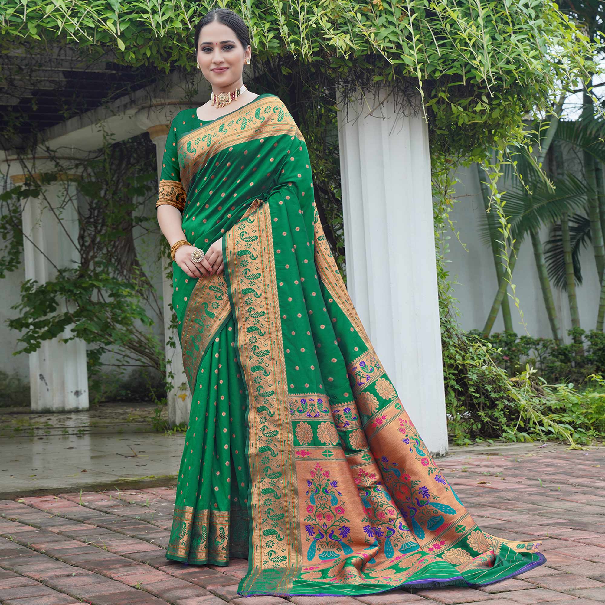 Green Woven Paithani Art Silk Saree