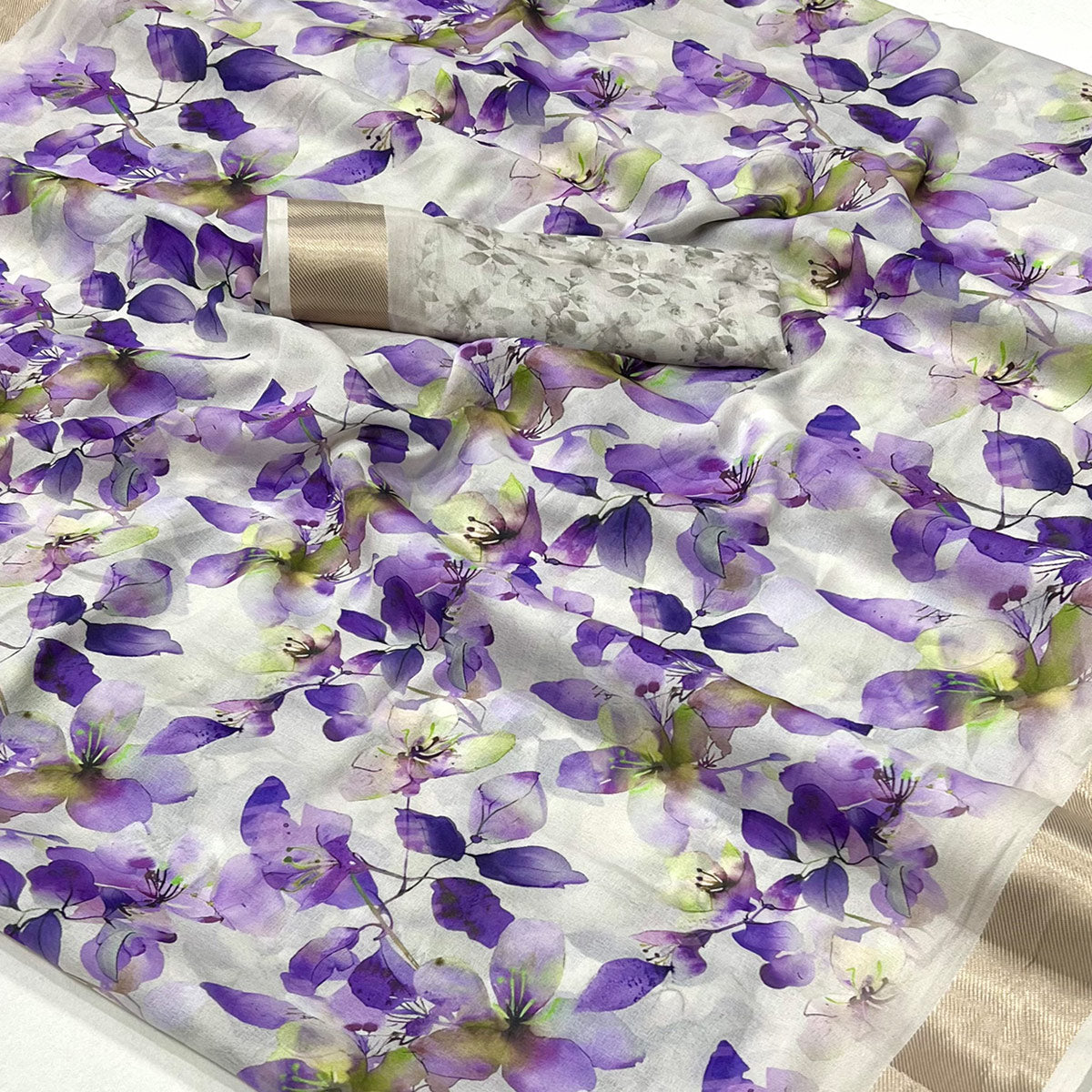 White & Purple Floral Digital Printed Moss Georgette Saree With Zari Border