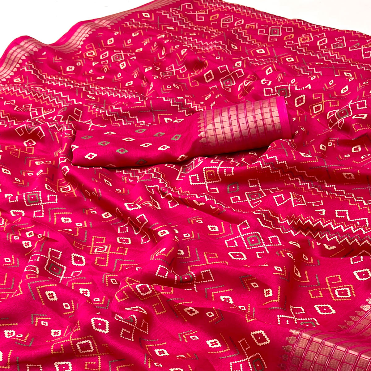 Pink Geometric Patterned Georgette Drape Featuring Zari Border