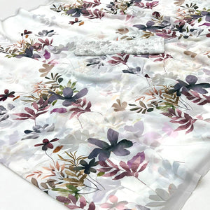 Timeless White Floral Digital Print Georgette Saree For Special Occasions