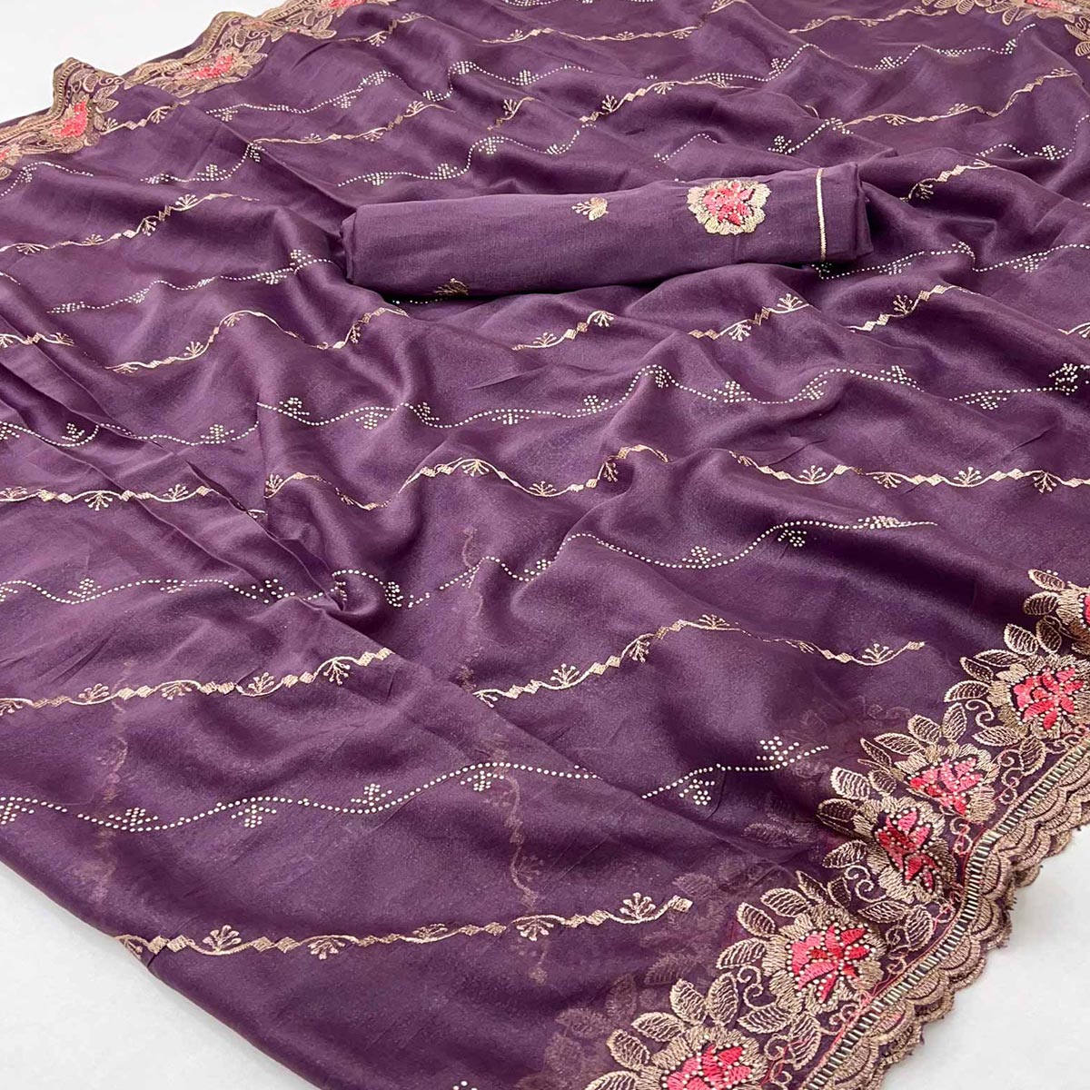 Graceful Lavender Floral Thread & Zari Embroidered Georgette Saree