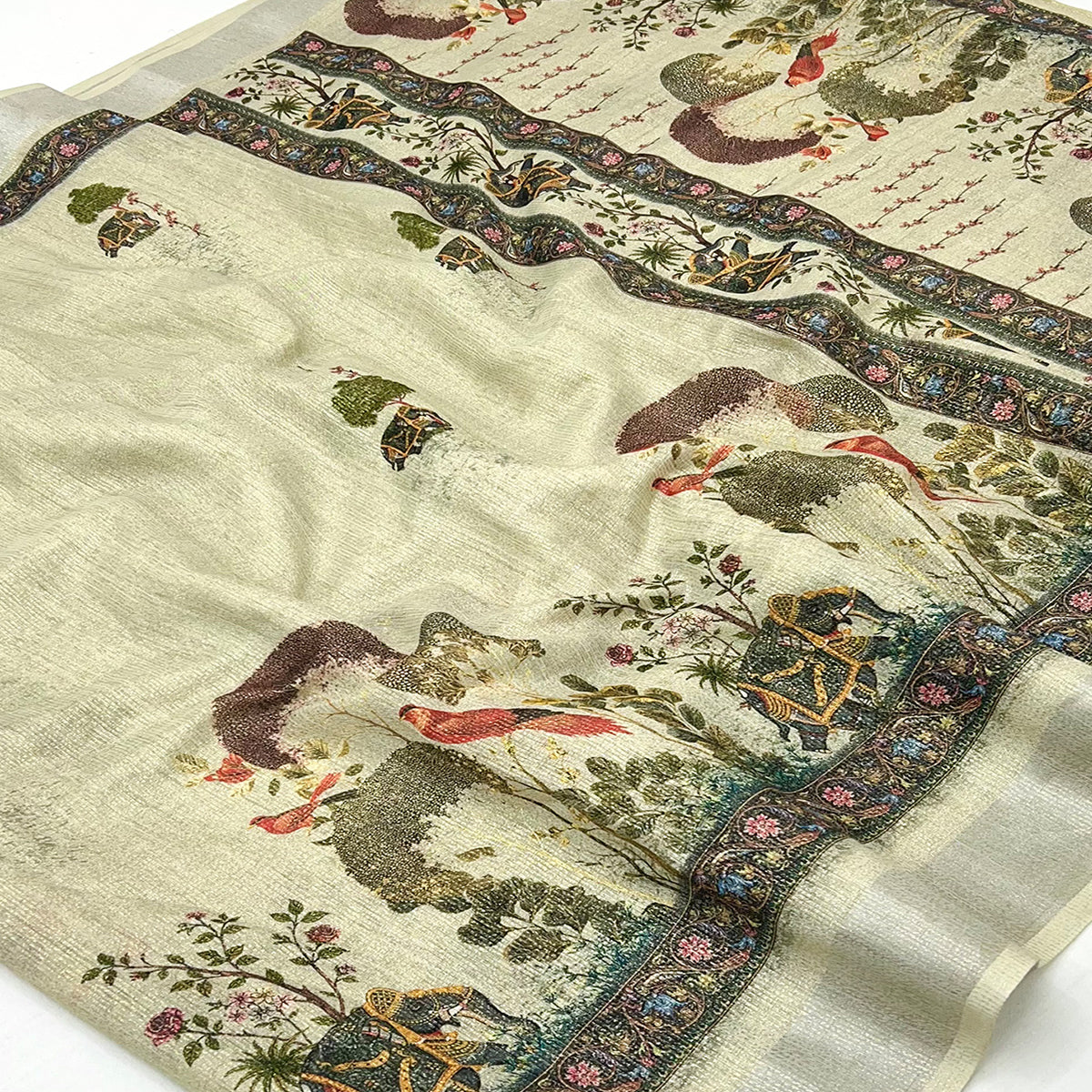 Cream Floral Digital Printed Cotton Blend Weaving Zari Saree With Tassel Pallu