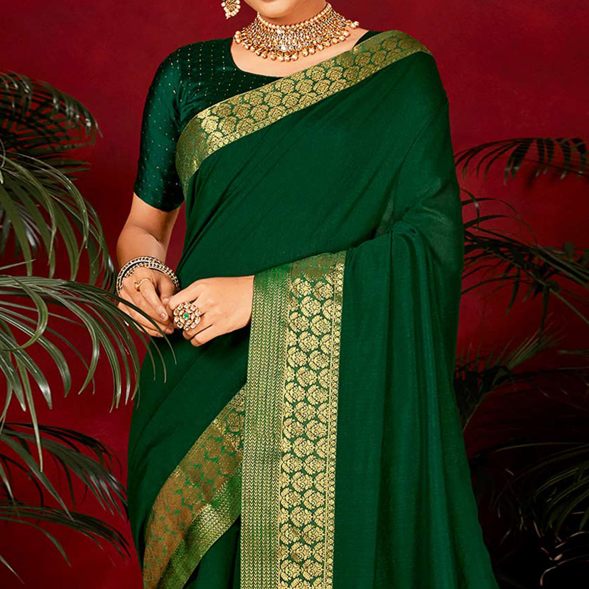 Green Solid Vichitra Silk Saree With Woven Border