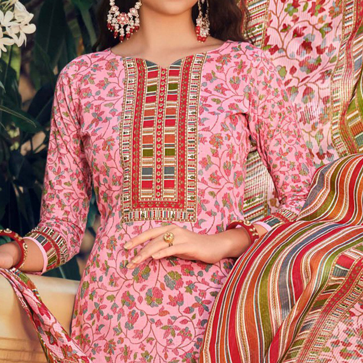 ZULFT-MEERA-516-009