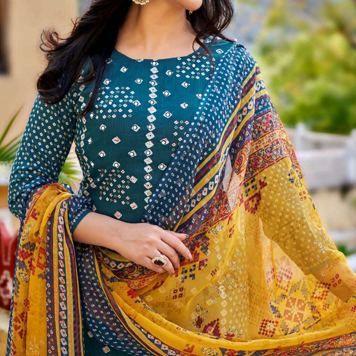 ZULFT-TAMANNA4-515-003