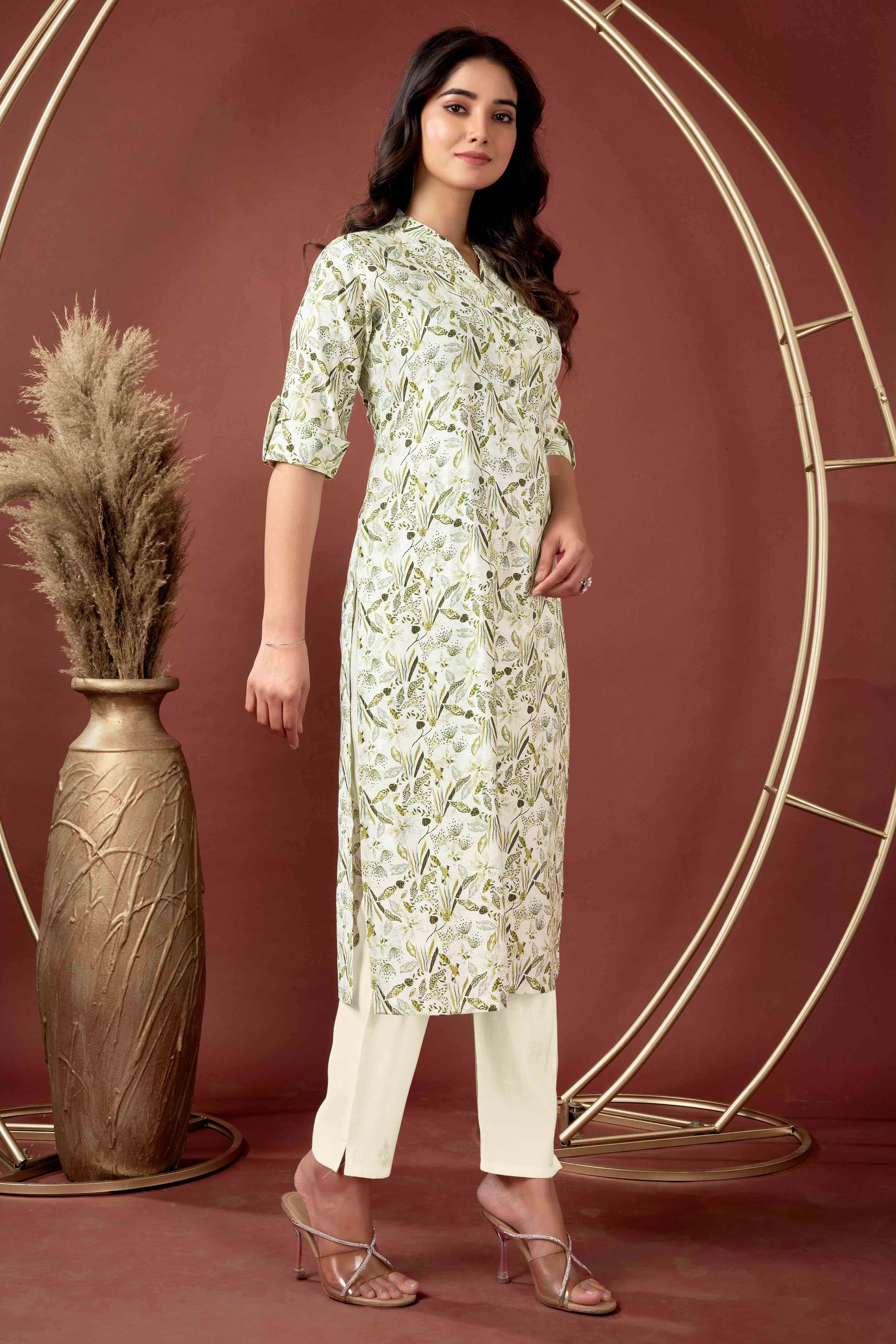 Off White & Green Floral Printed Pure Cotton Slub Straight Kurti