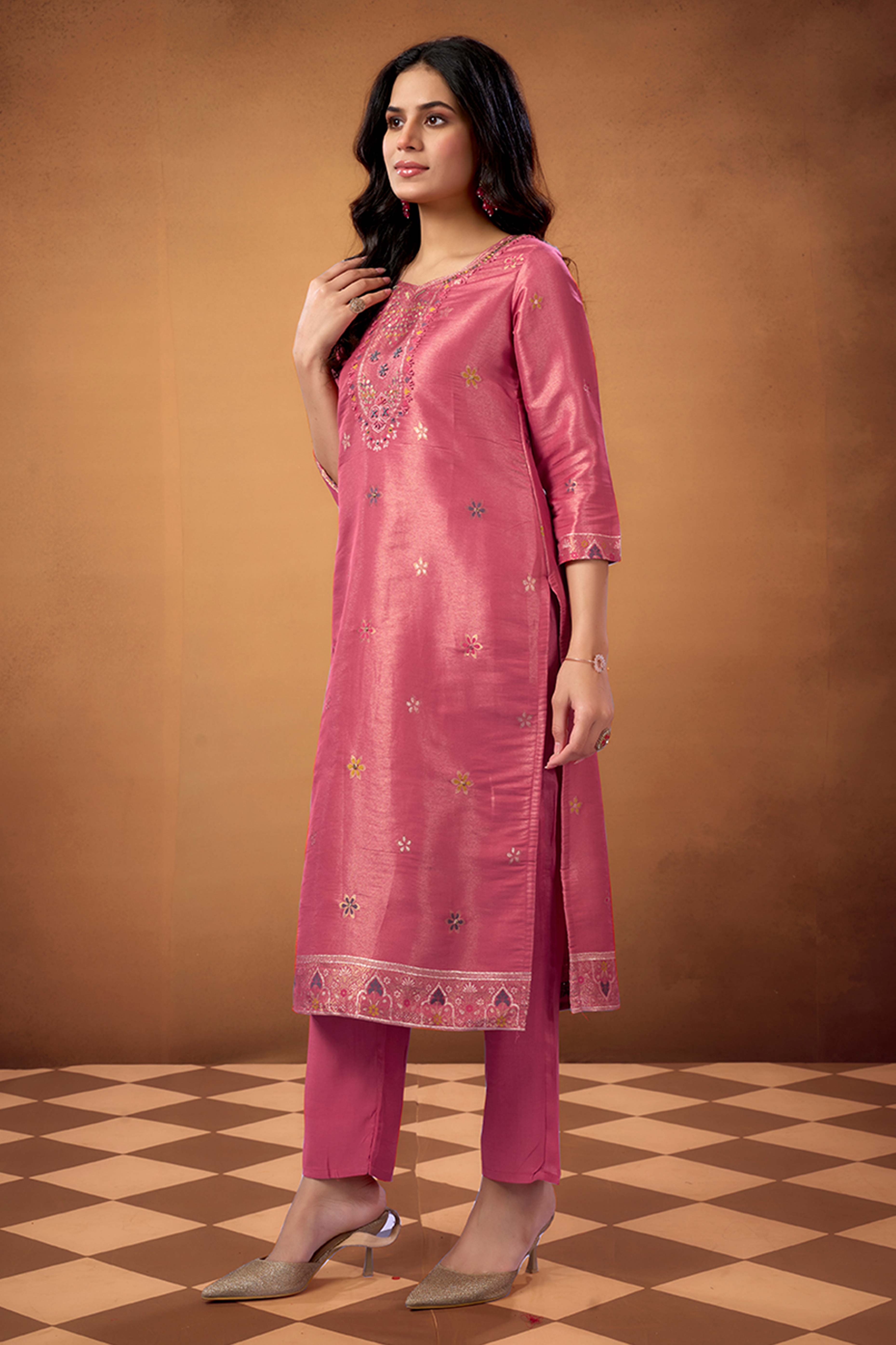 Peach Floral Embroidered Shimmer Jacquard Straight Salwar Suit