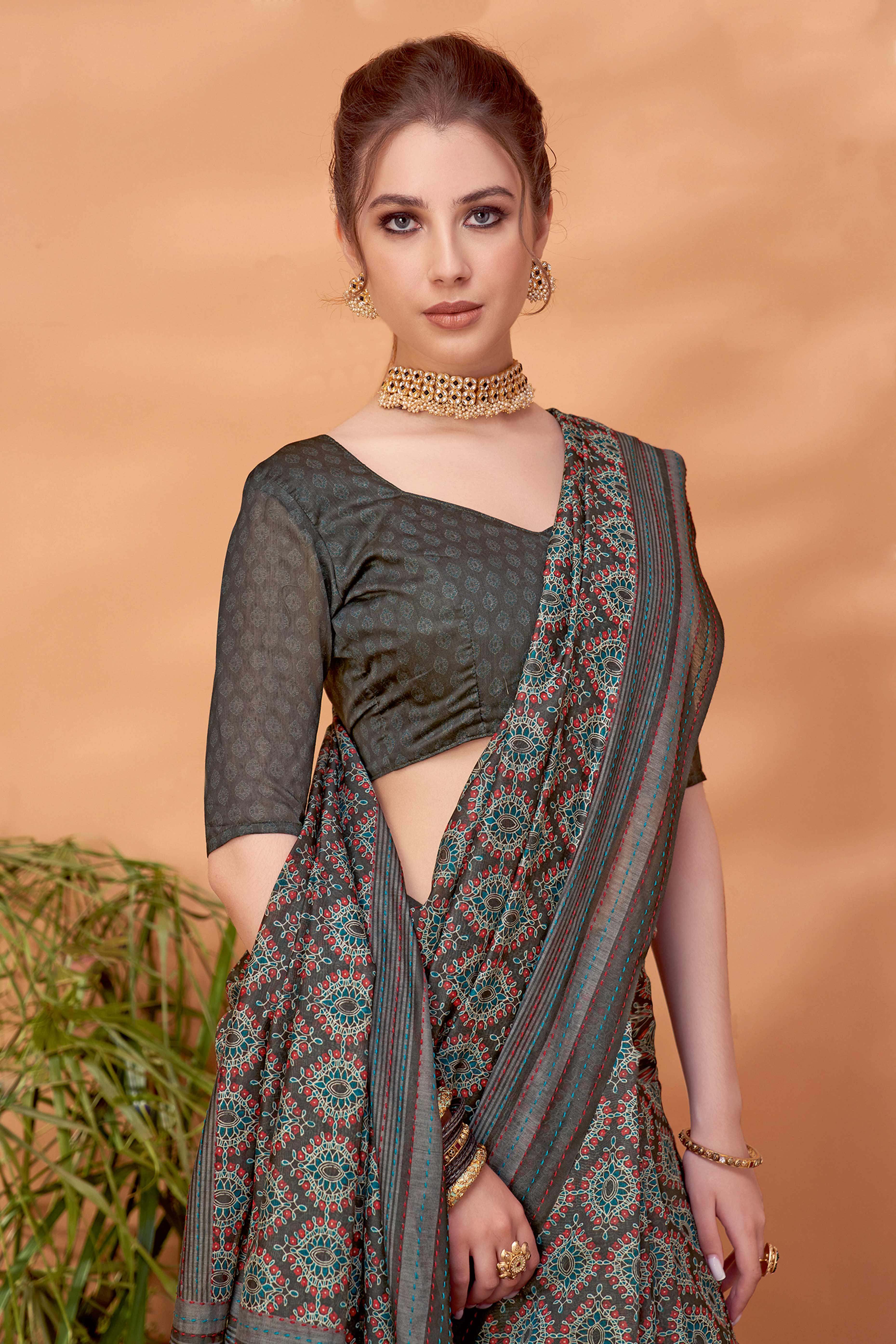 Grey Handfeel Cotton Silk Saree Adorned with Traditional Ajrakh Motifs
