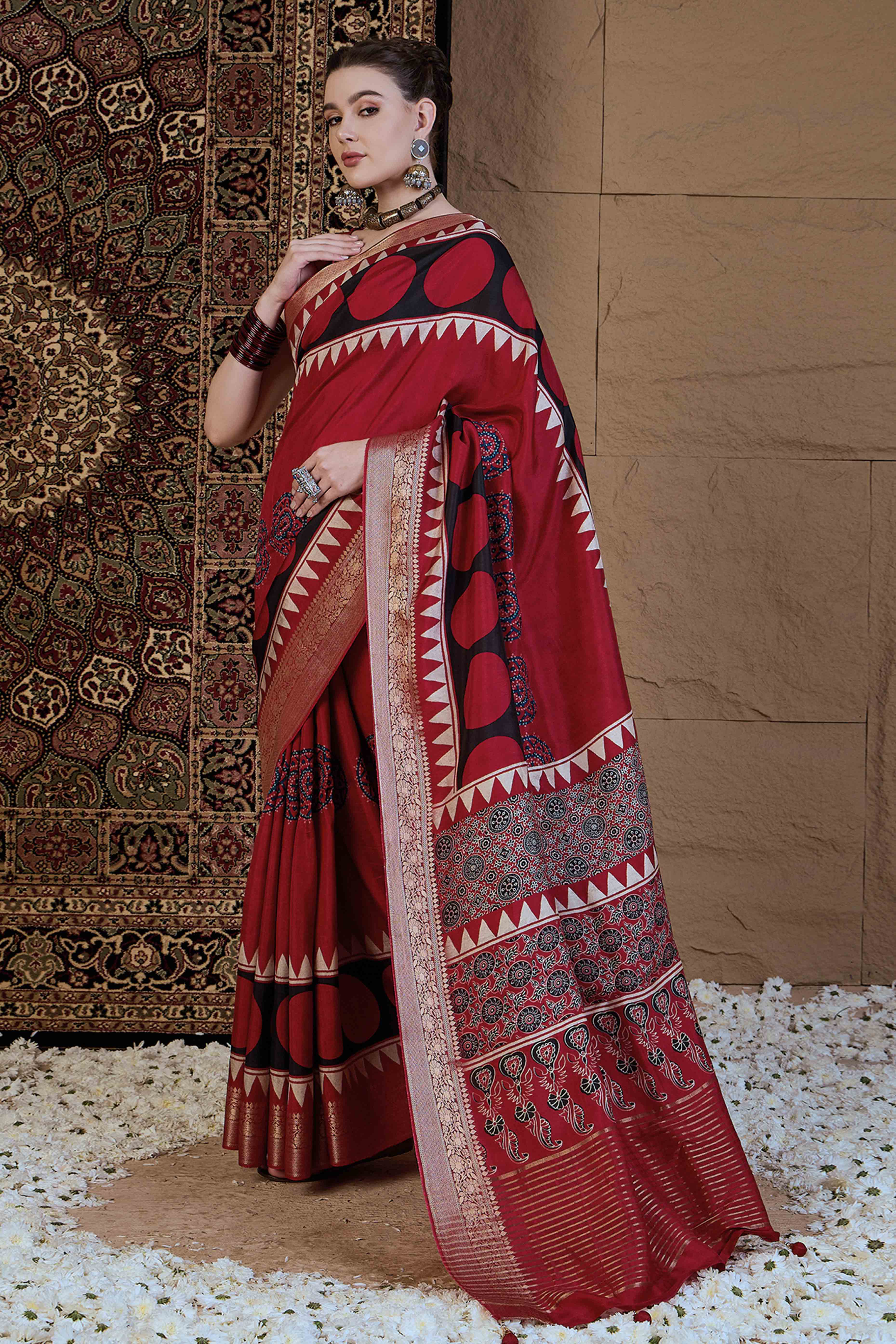 Red Geometric Printed Viscose Saree