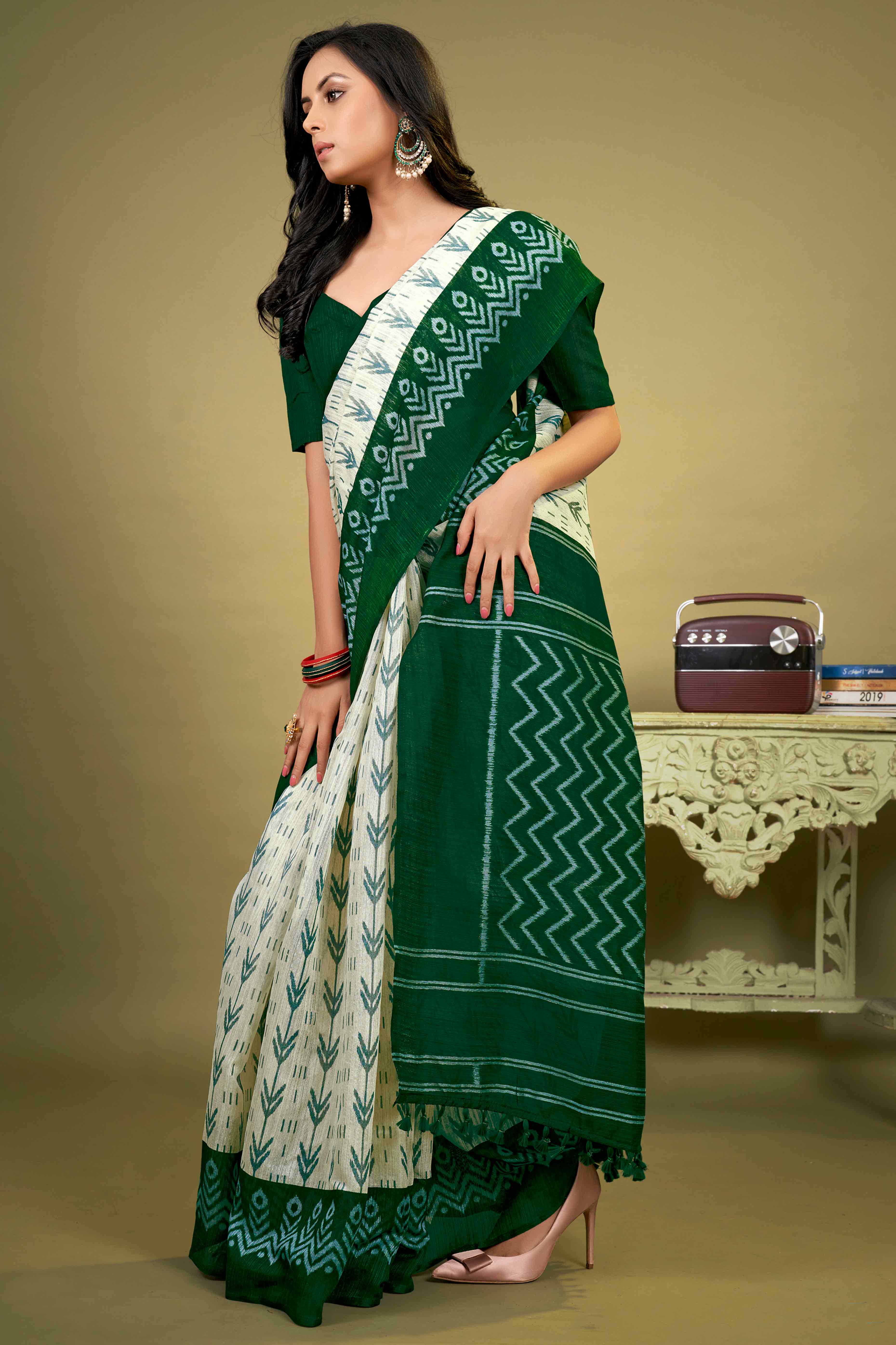Green Ikkat Printed Cotton Slub Saree