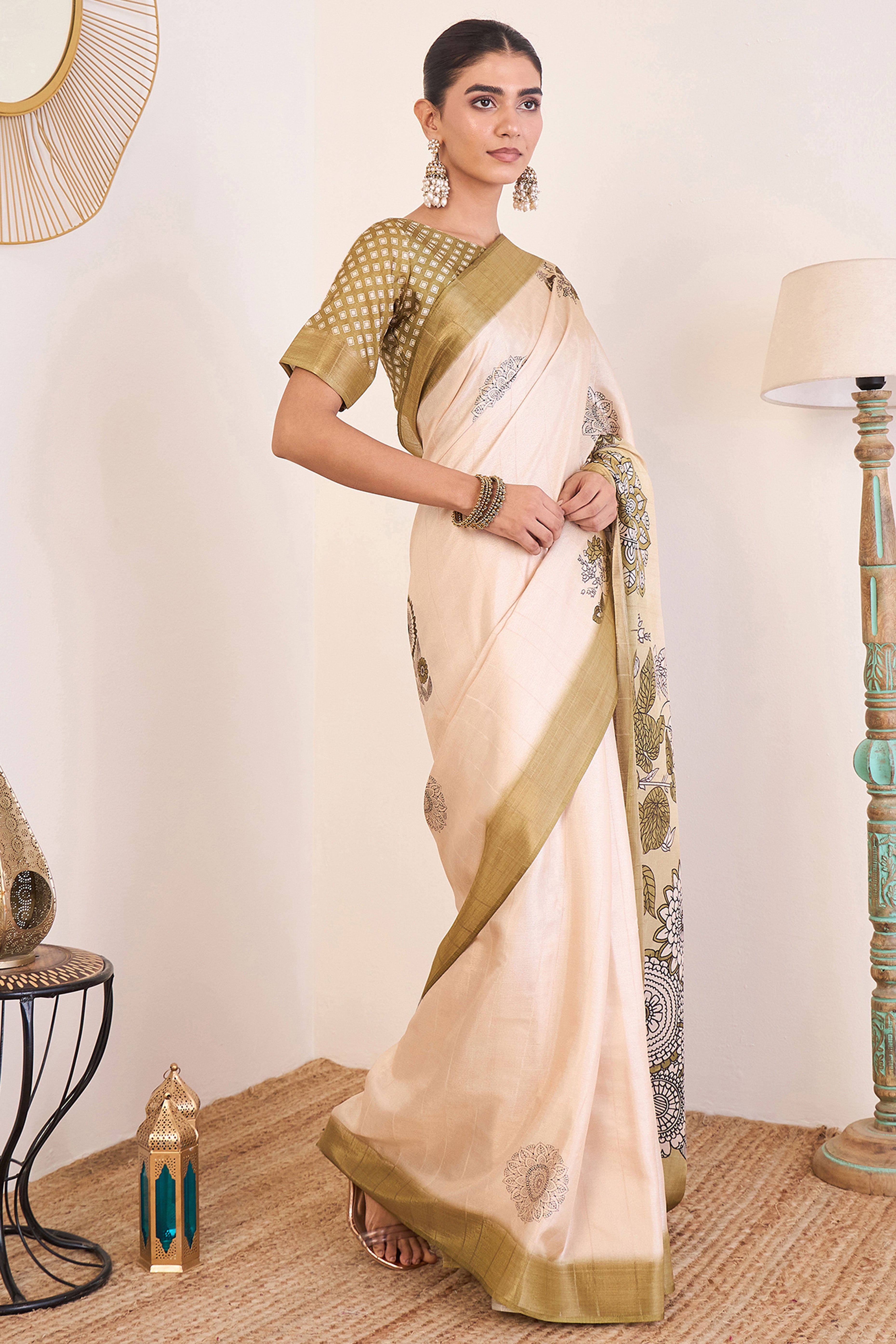 Elegant Mehendi Green Floral Printed Kotha Cotton Silk Saree Reflecting Subtle Sophistication