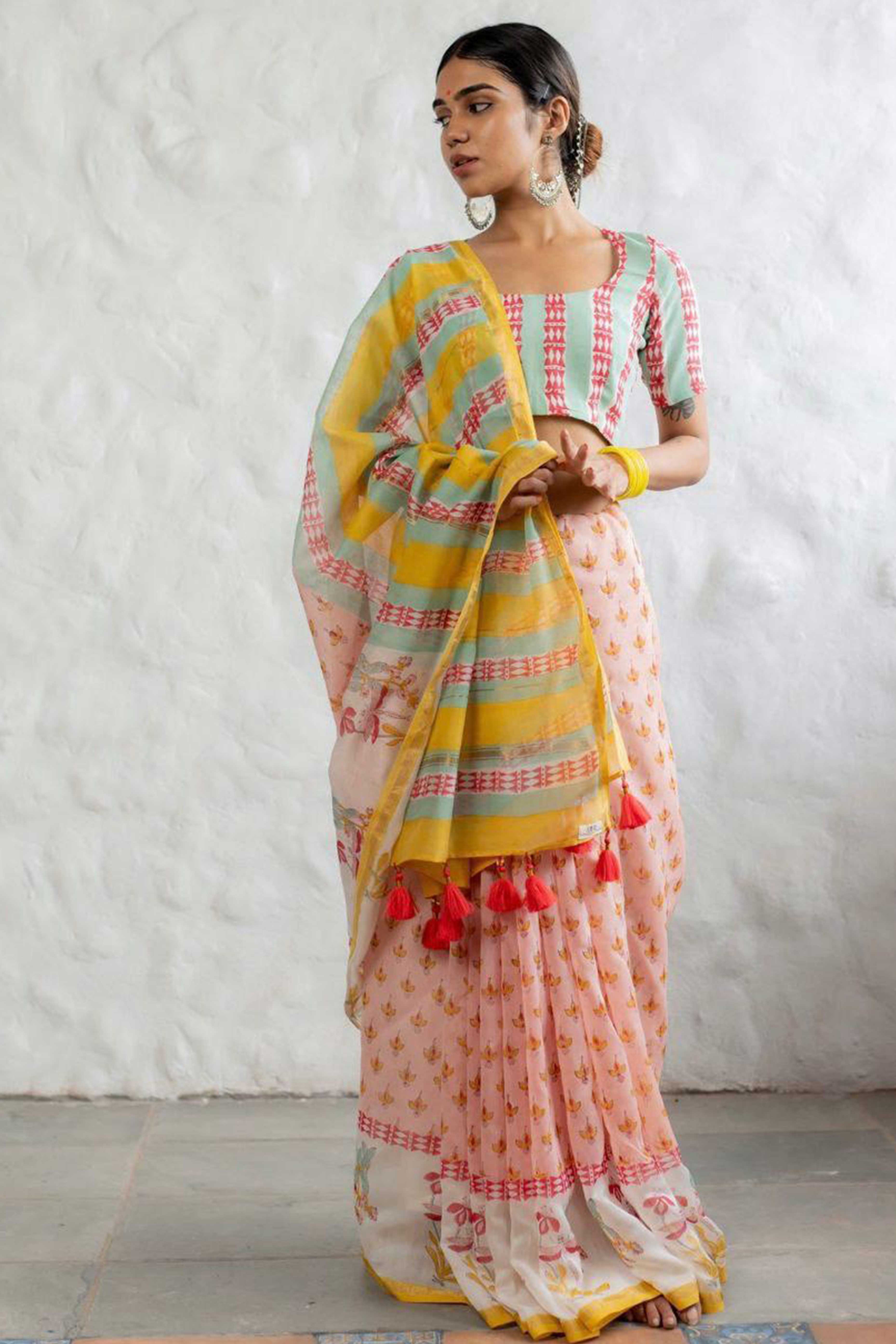 Peach Batik Printed Pure Linen Saree With Tassels