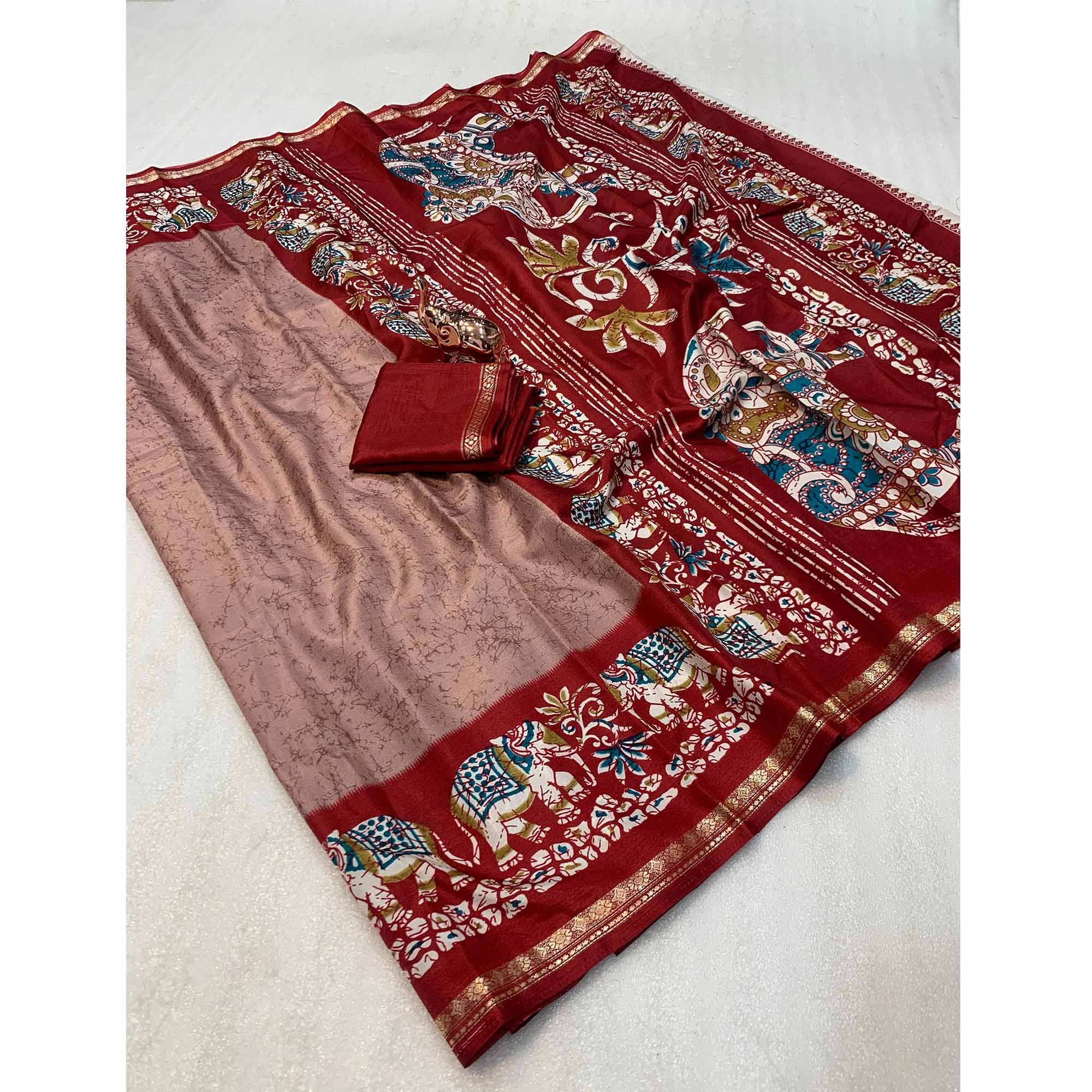 Mauve Dola Silk Saree With Abstract Patterns And Kalamkari Pallu Art