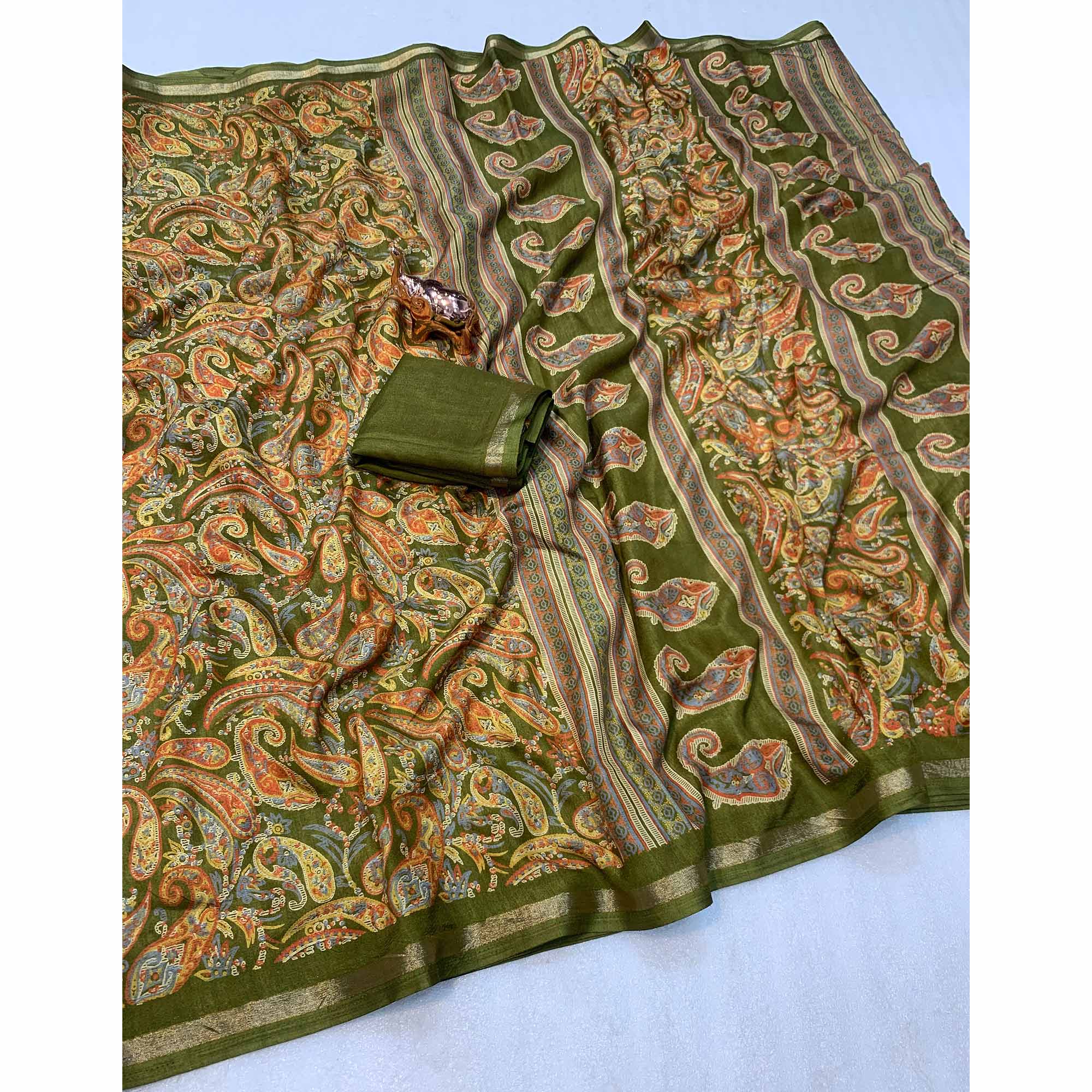 Mehendi Green Cotton Blend Saree with Ethnic Kashmiri-Inspired Paisley Design