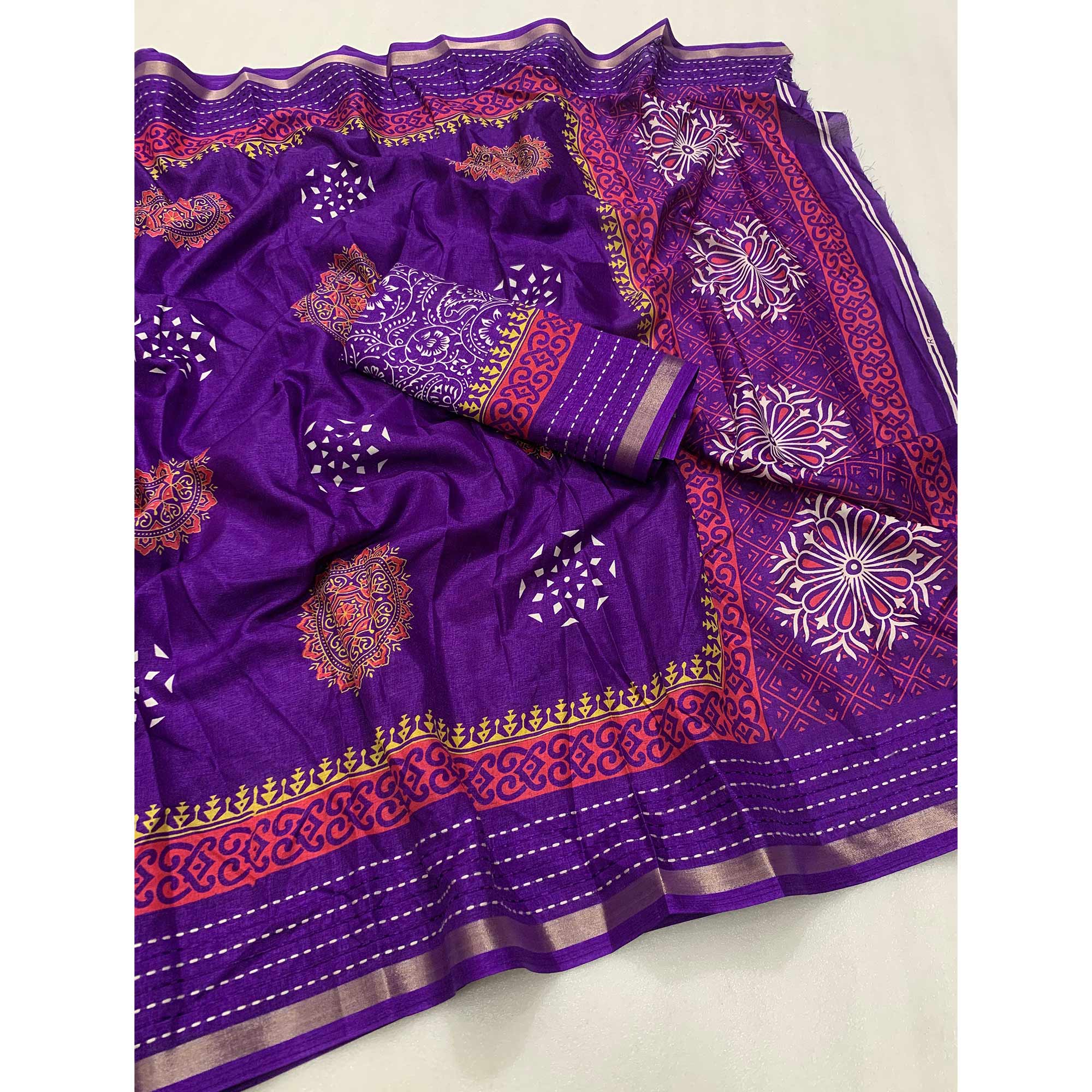 Purple Floral Printed Crepe Cotton Saree With Thread Border