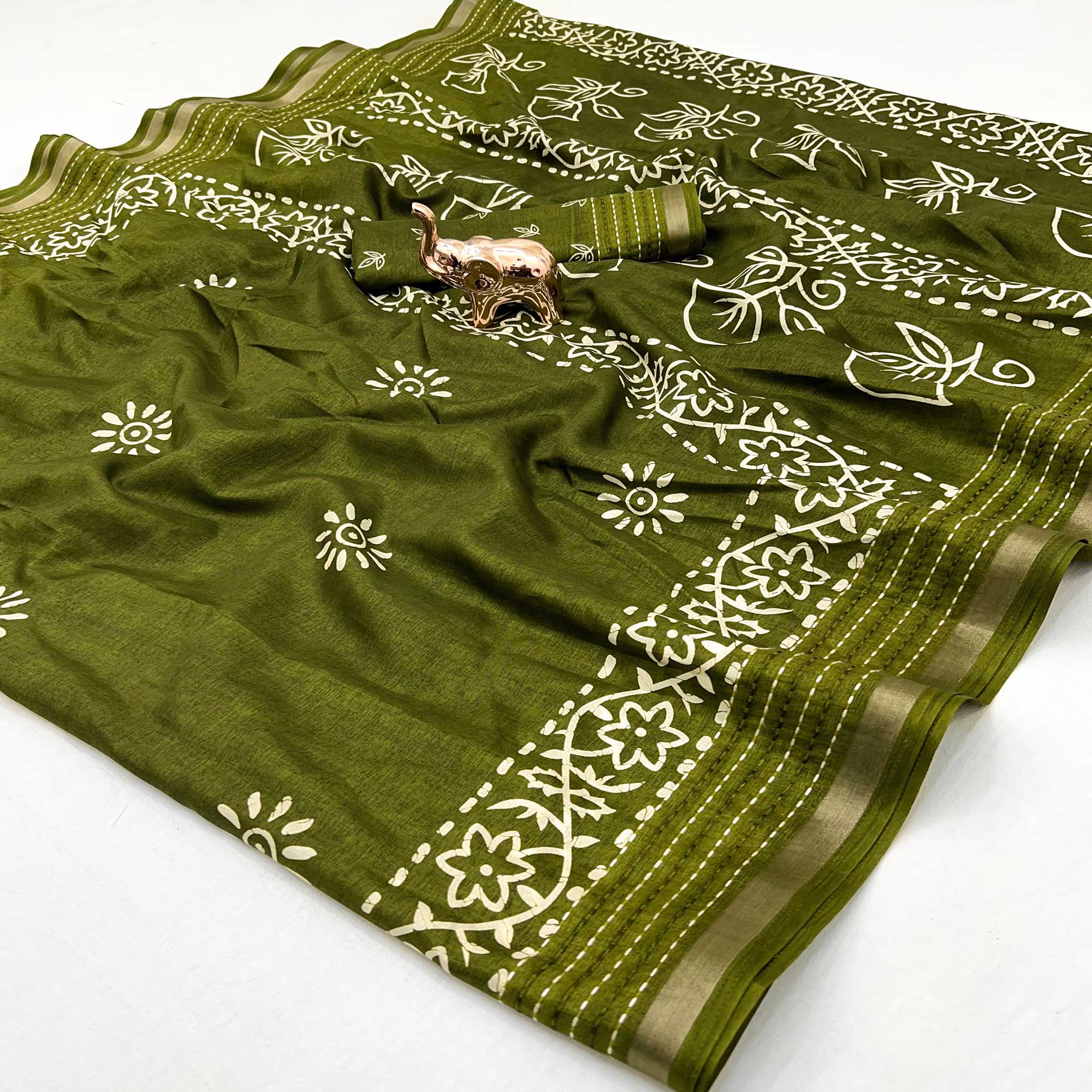 Green Floral Printed Cotton Crepe Saree With Katha & Zari Border