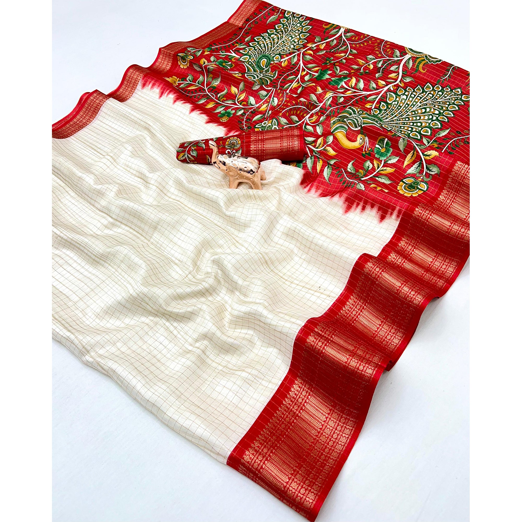 Graceful Offwhite Checks Zari Weaving Jacquard Cotton Silk Saree With Peacock & Floral Motif Pallu