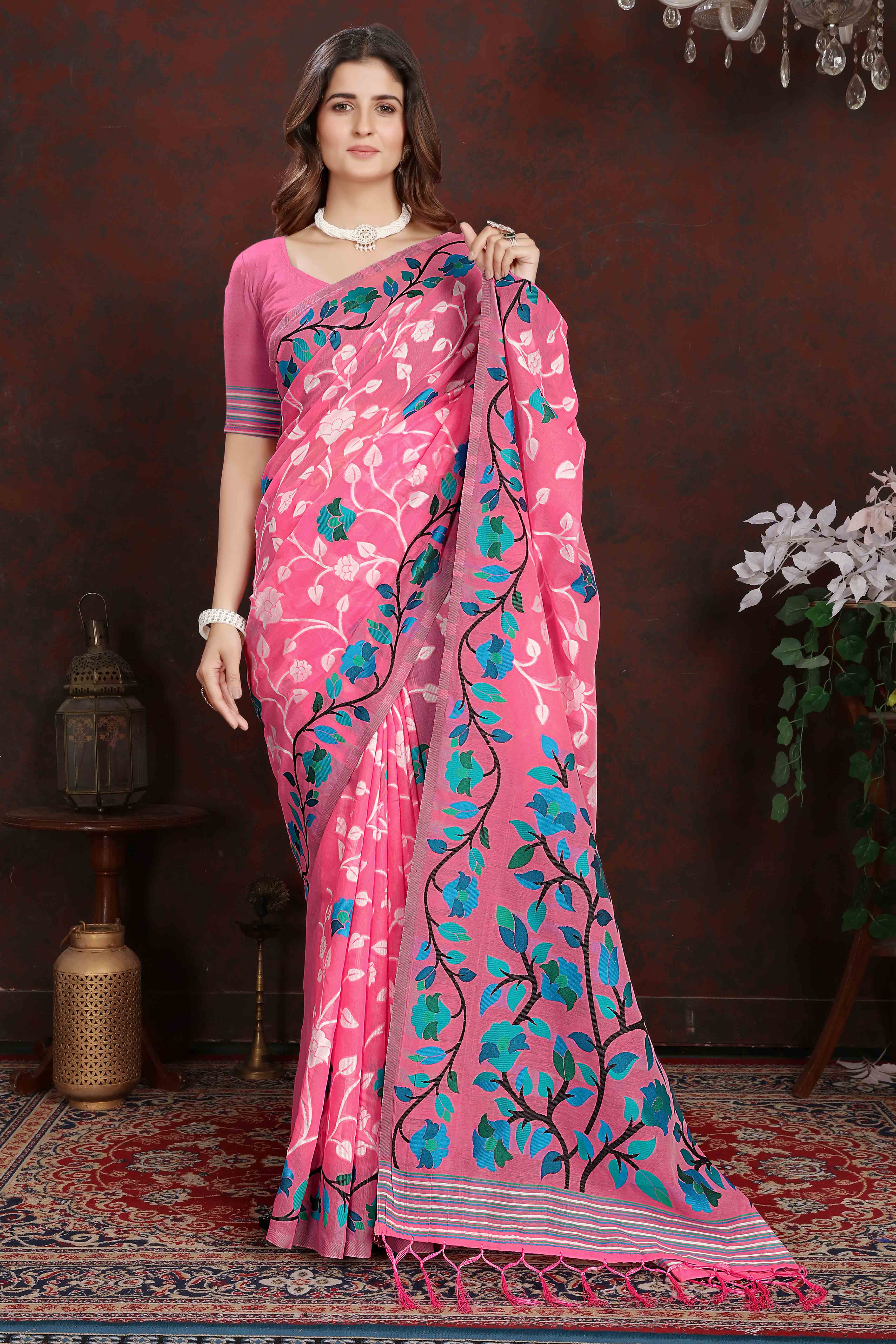 Pink Floral Woven Cotton Jacquard Jamdani Saree With A Graceful Tassel Border